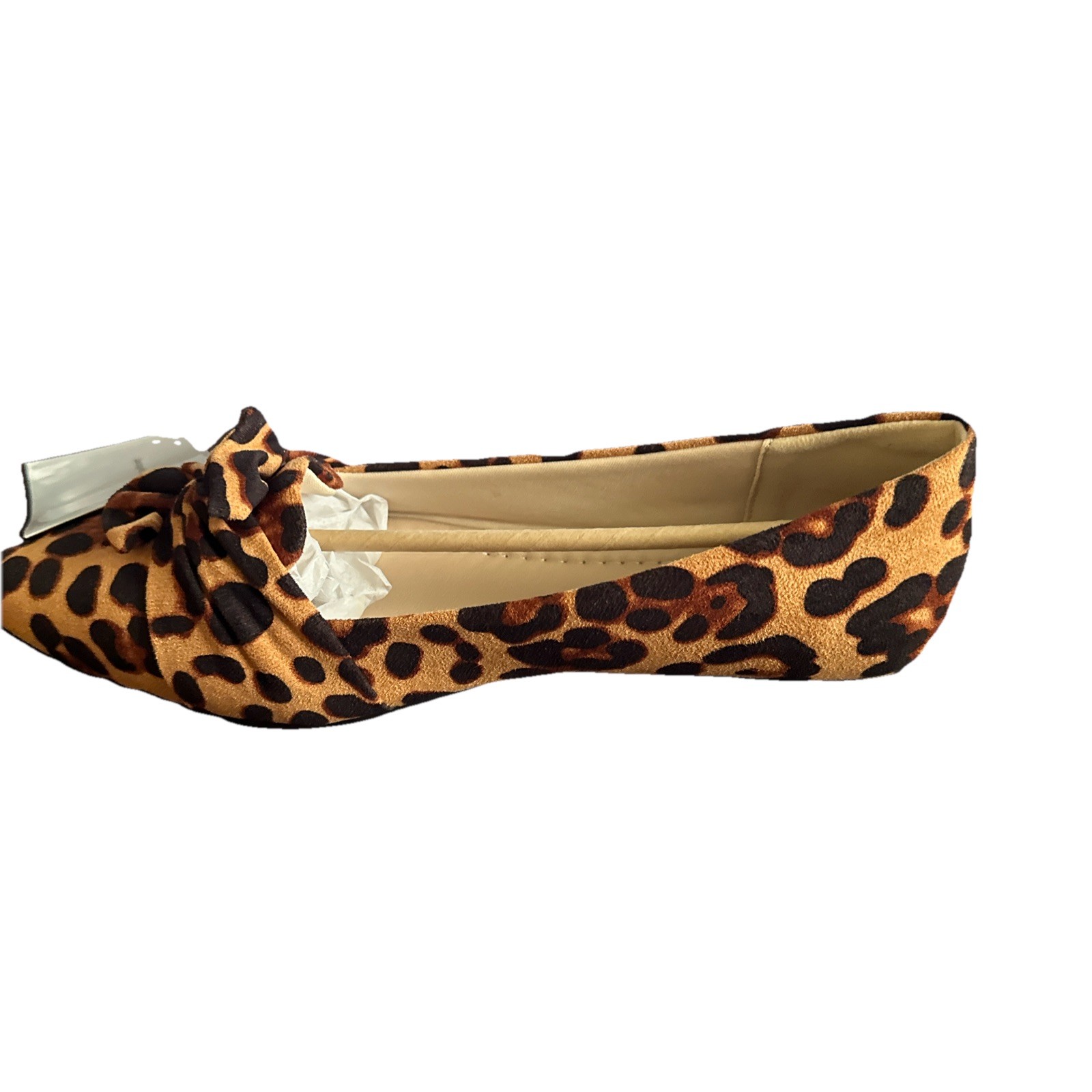 Musshoe Leopard Print Pointed Toe Flats Size 9.5 Chic Slip On Loafers Shoes