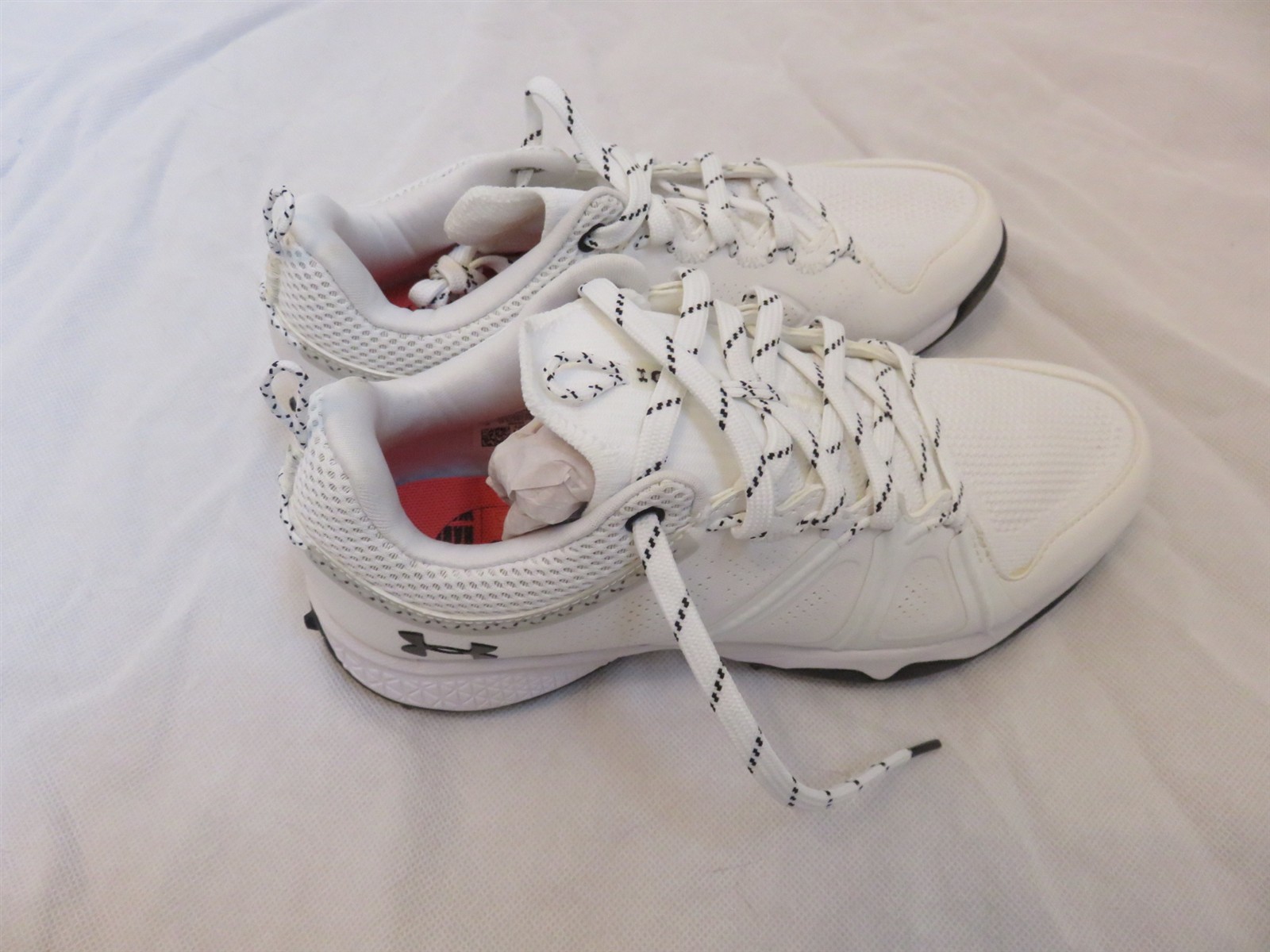 Under Armour Women’s Glory Lacrosse Turf Shoes size 8 Brand new