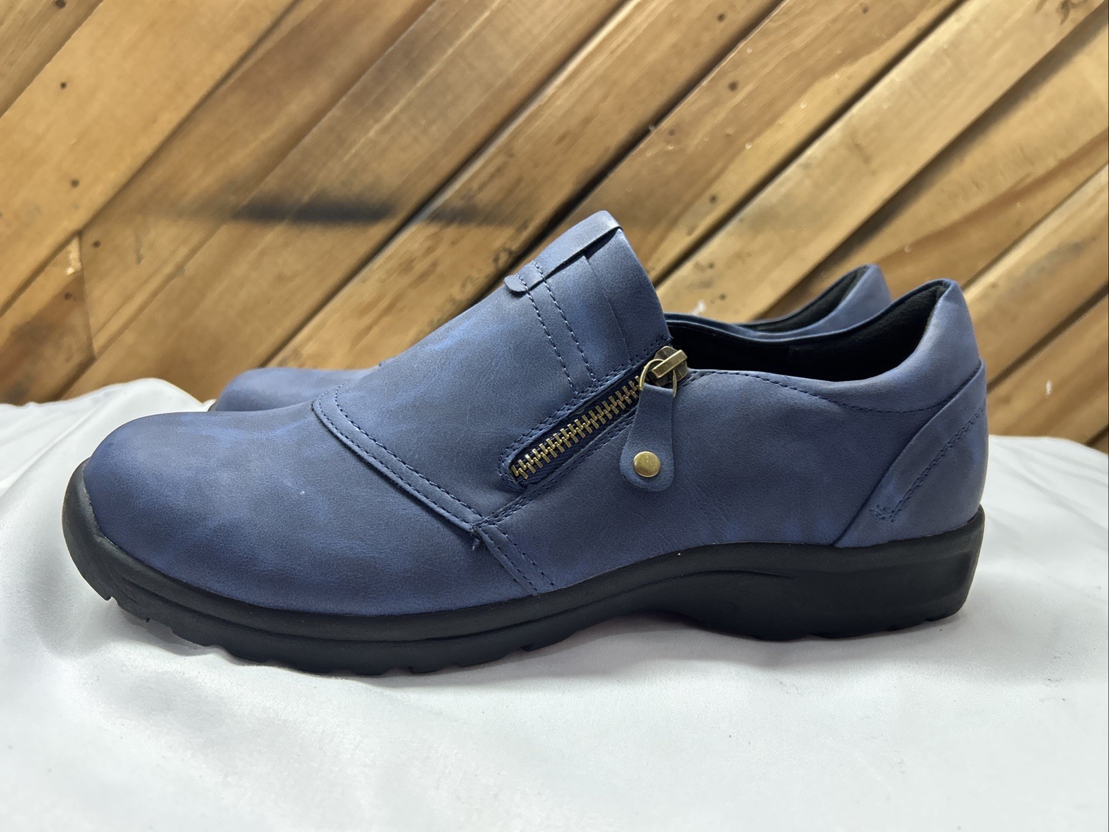 Comfortview Women’s Size 12M Color Blue Faux Leather Used Good Condition