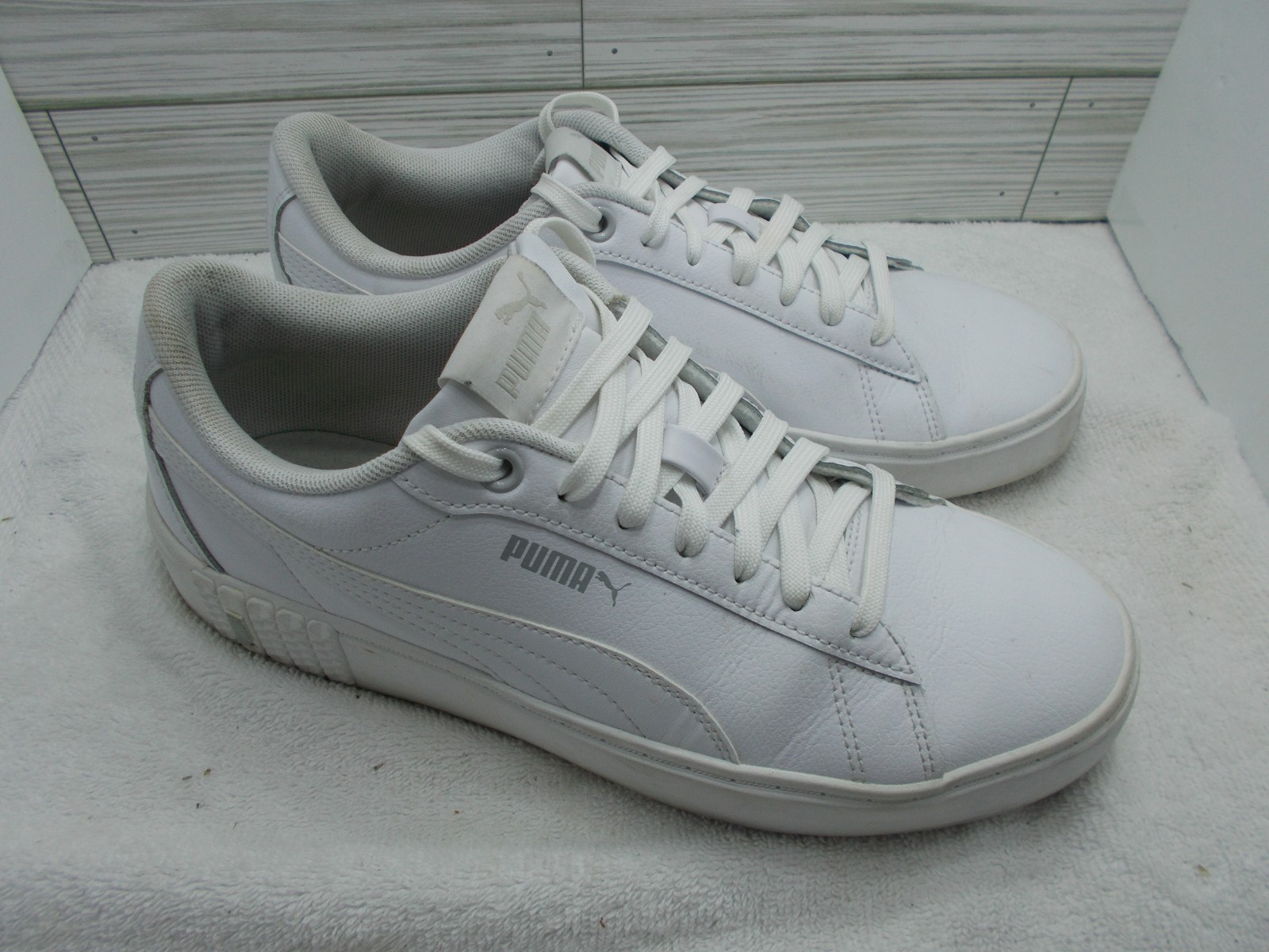 Puma Smash Platform V2 Women’s Size 10 Shoes