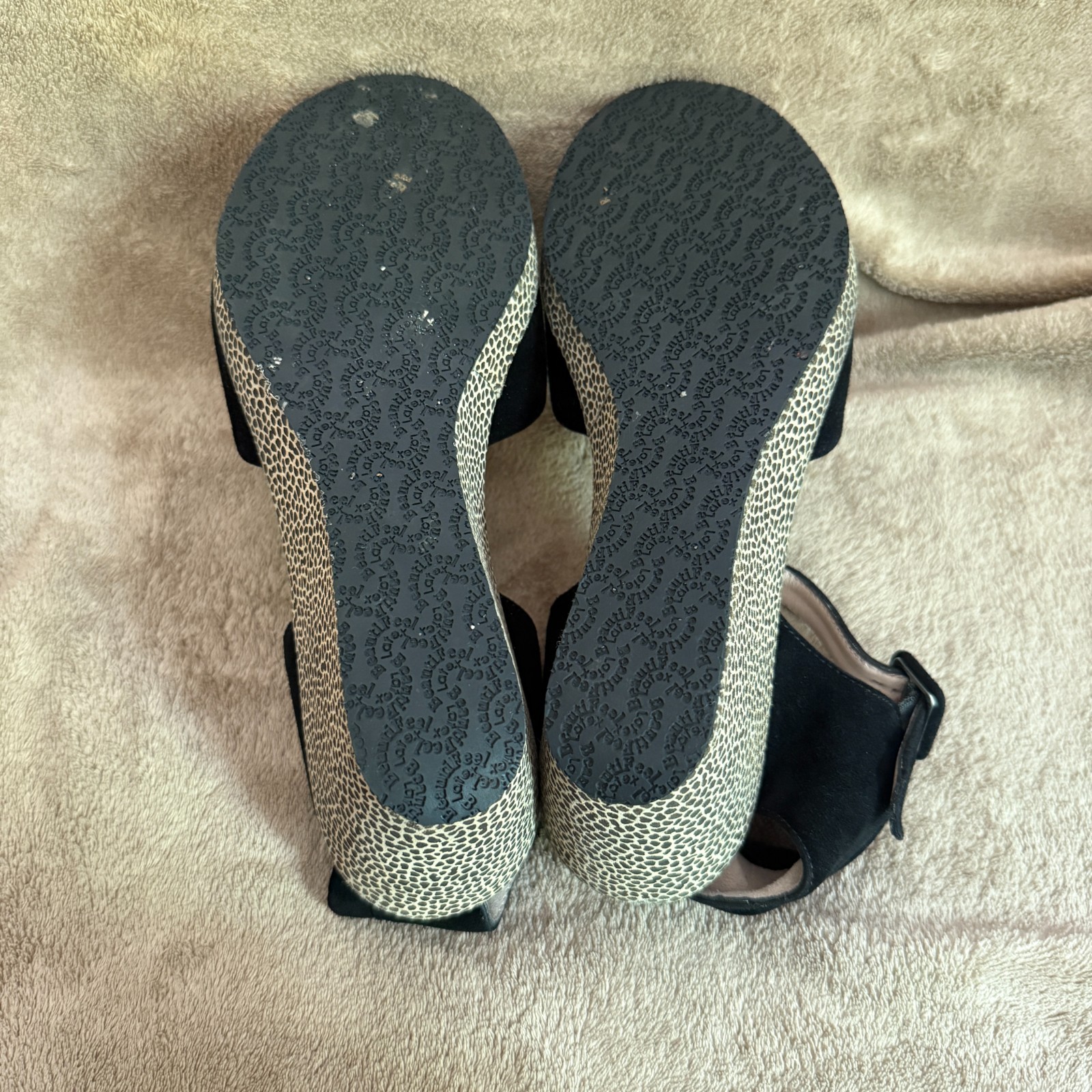 BeautiFeel Women’s Piper Wedges Black/Giraffe Suede Sandals EU 37-US 6/6.5
