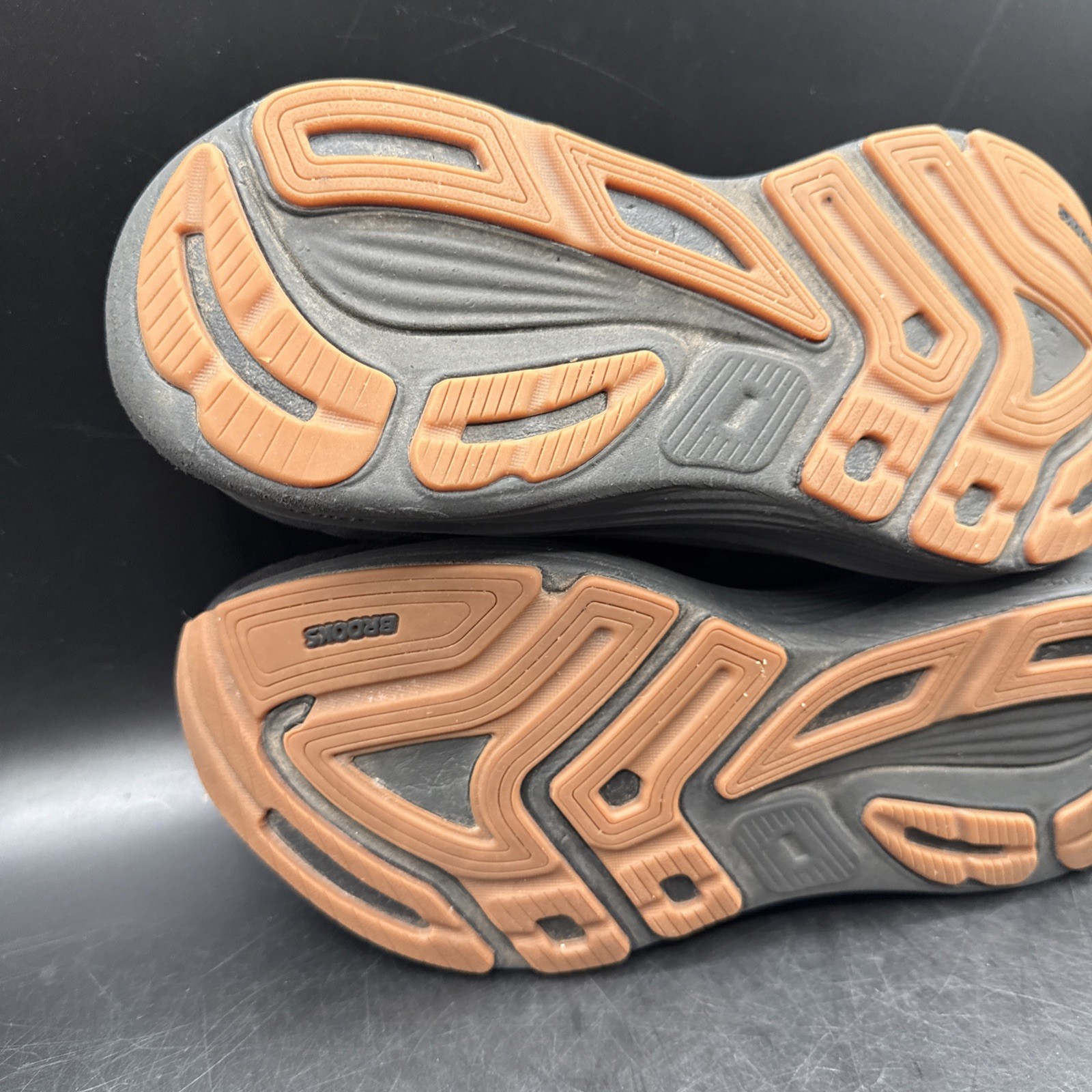 Brooks Revel 8 Womens Running Shoes Black Gum 1204561B072 Size 8 Medium B