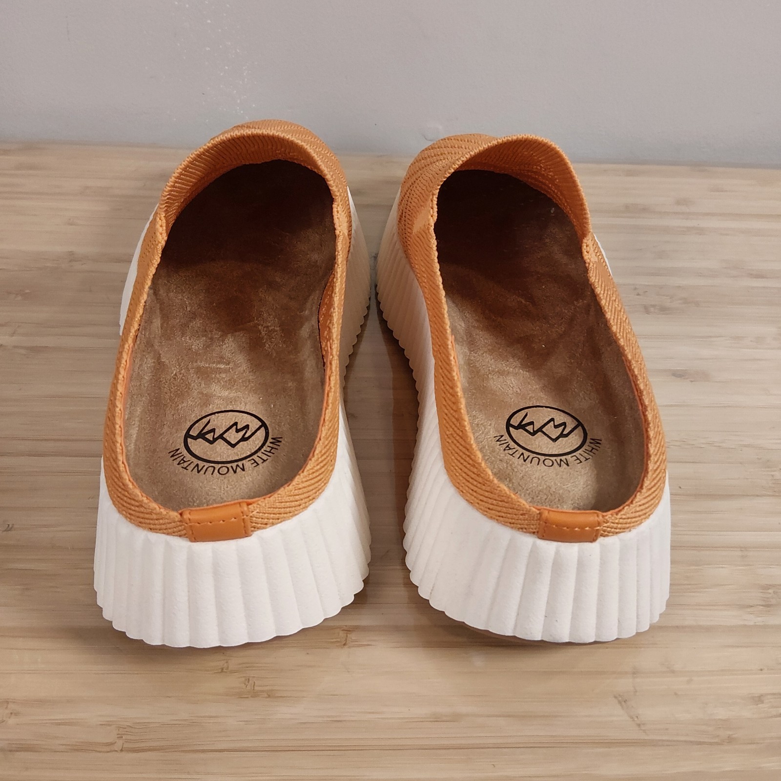 White Mountain Wmn Dystant Slip On Platform Sneakers 8.5 Apricot Orange Color