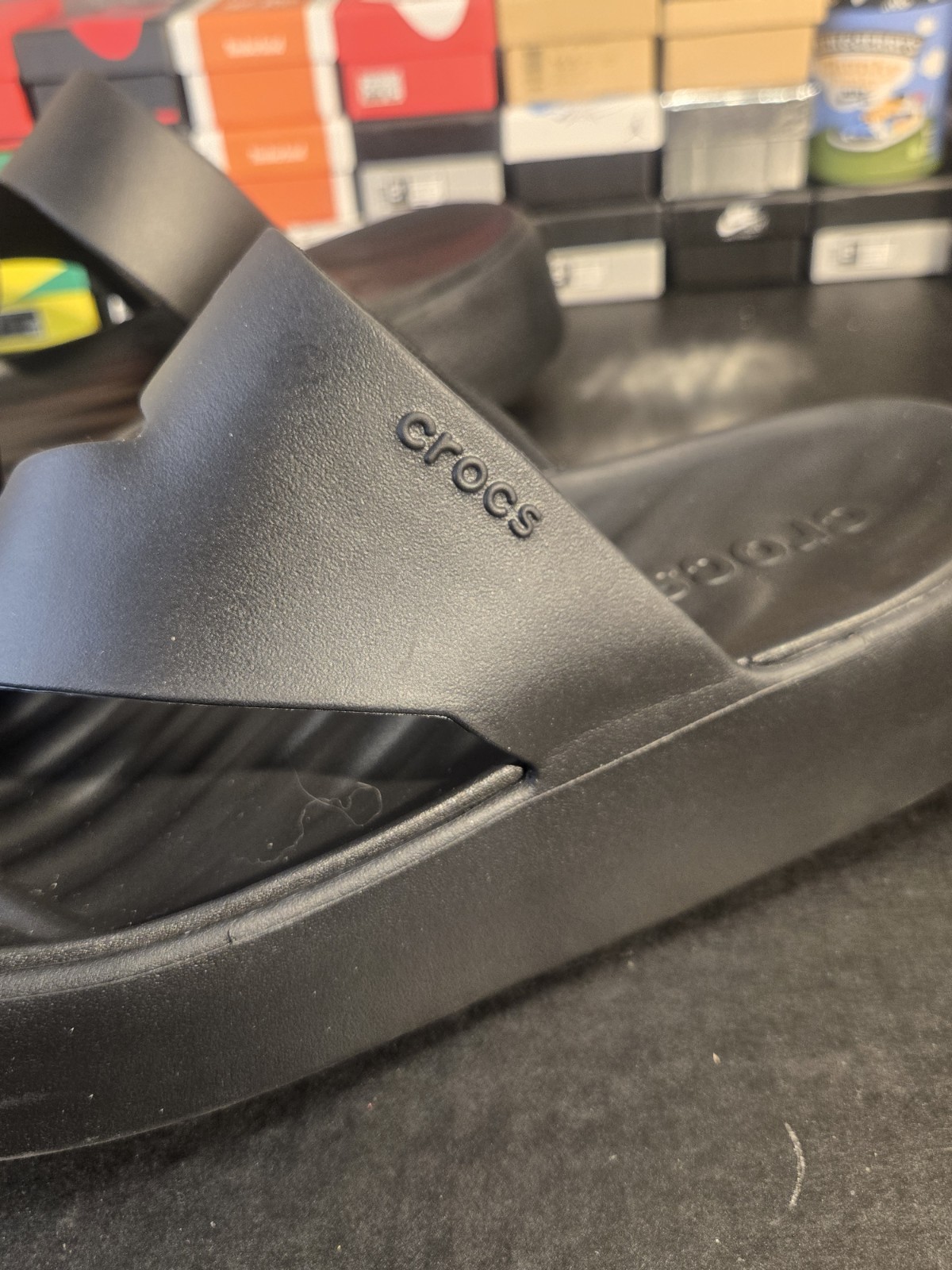 Crocs Women’s Getaway Platform Toe Loop Strappy Black Sandal Size11