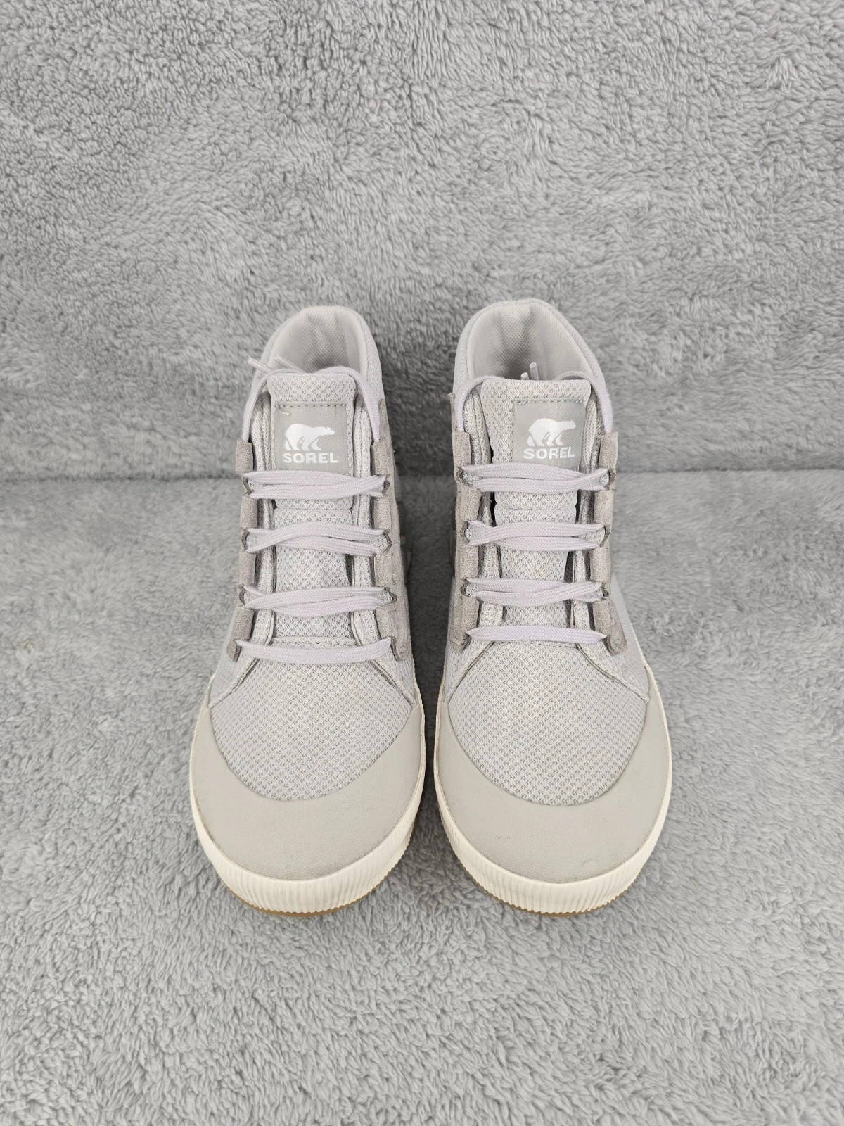 Sorel Women’s Out n About III Waterproof Mid Sneaker In Grey Size 10 GUC.