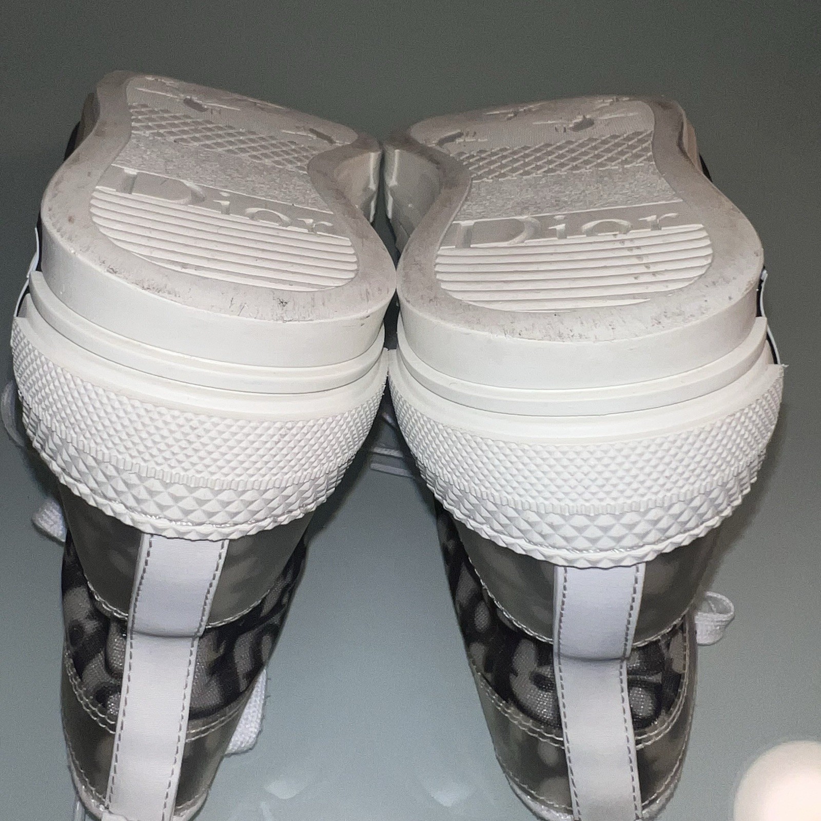 Christian Dior B23 High Top Women’s Designer Sneaker 37 Size 7