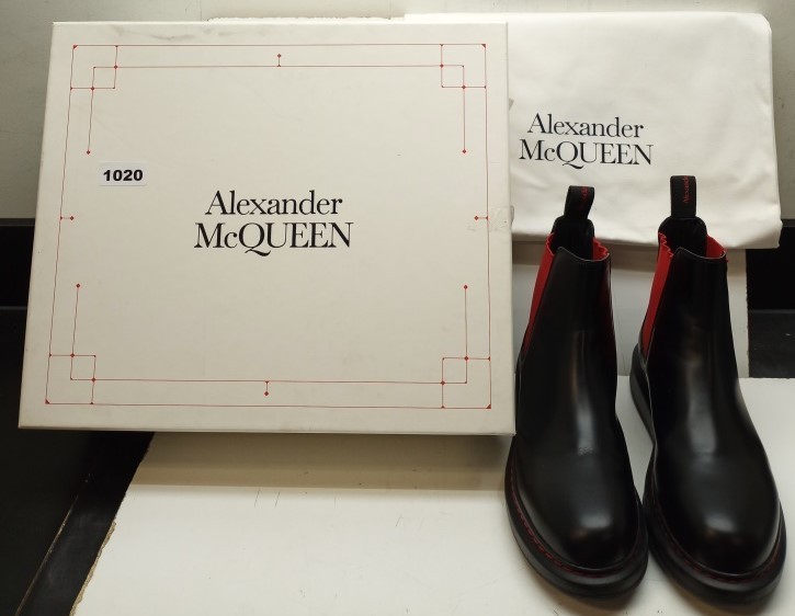 Alexander McQueen Leather Chelsea Boots Italy Made (Size: 39)