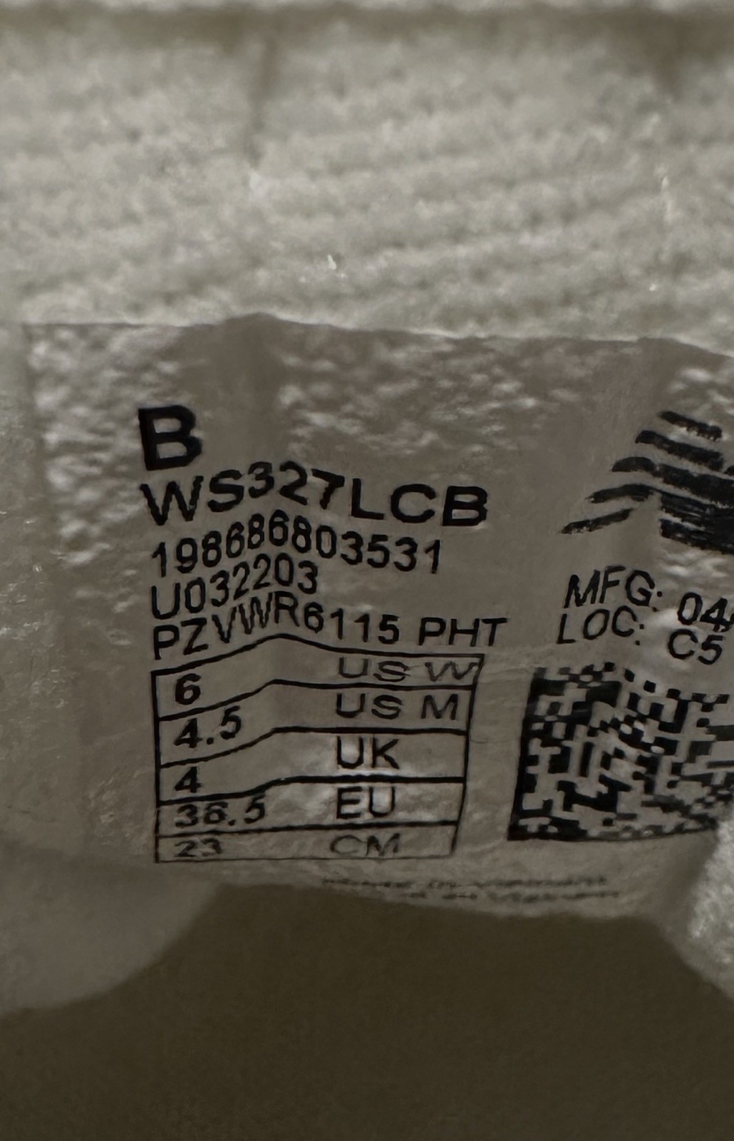 Women’s New Balance Intelligent Choice 327 Sea Salt and Lace Sz 6