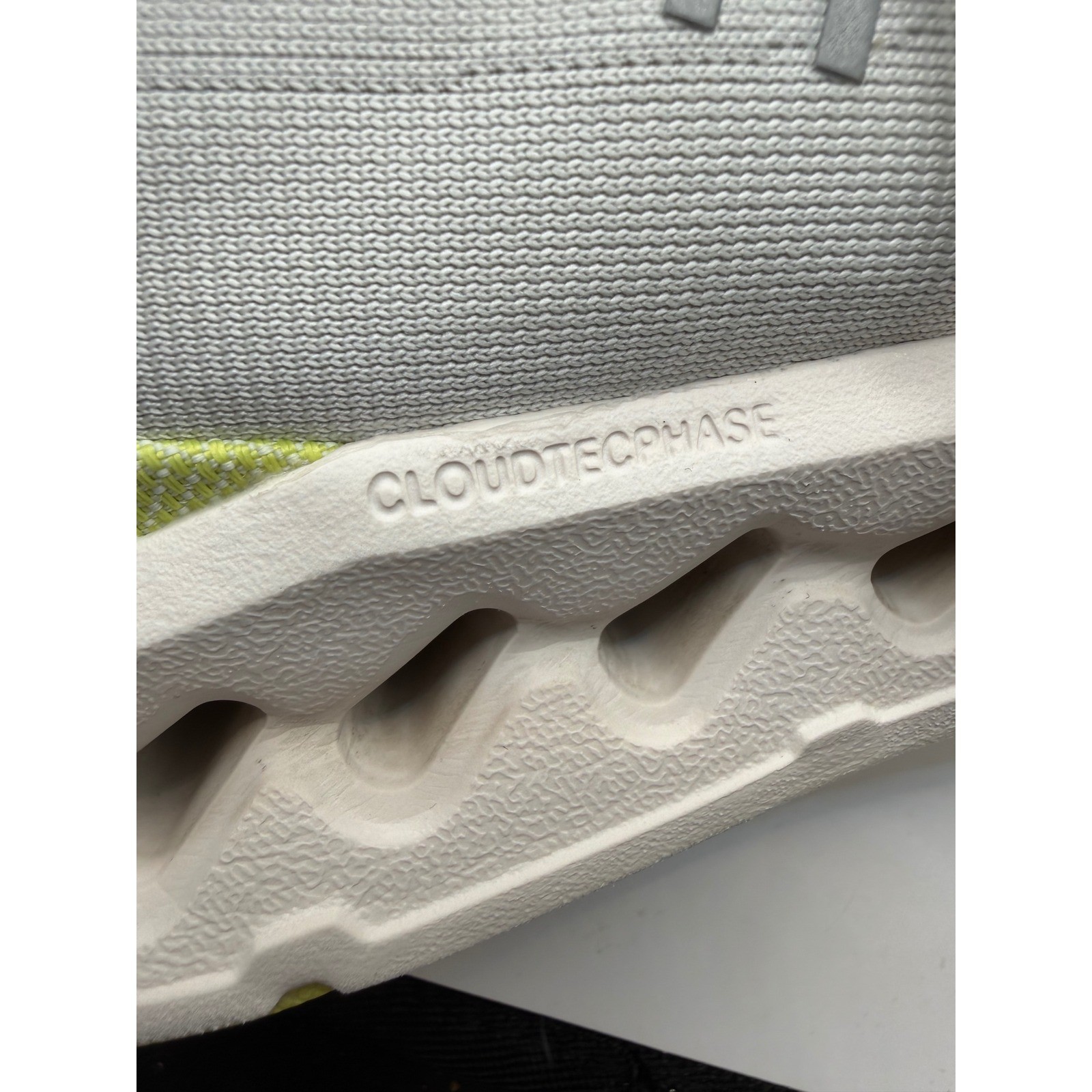 On Cloudsurfer Running Shoes Womens 7.5 Grey Lime Excellent 3WD10440248