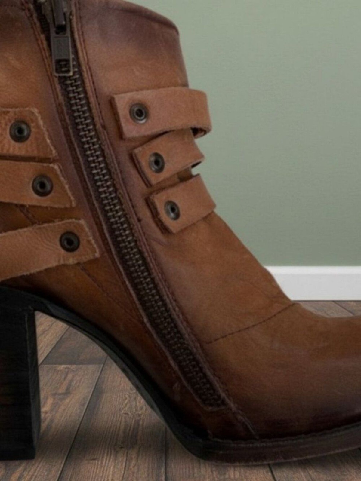 Freebird by Steven FB-Blaze Cognac Leather Strap Ankle Boots Size 9