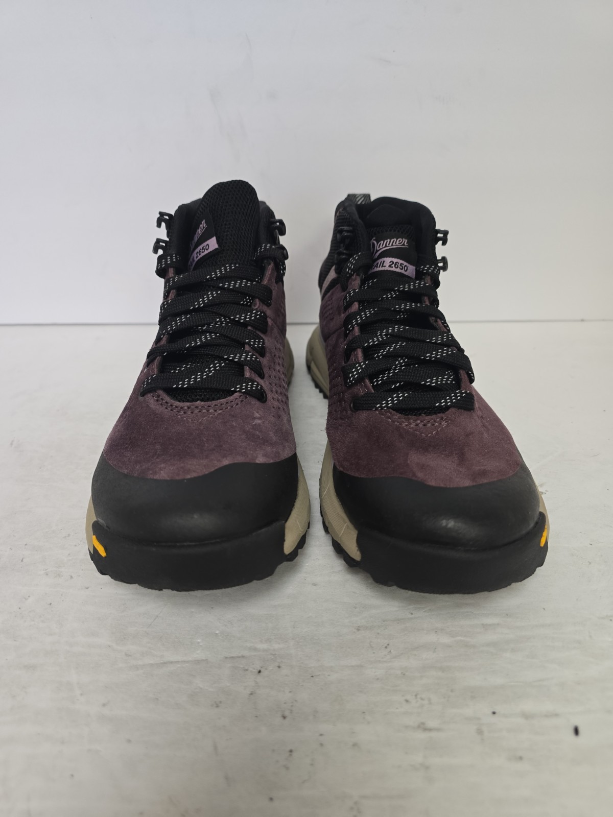 Danner Women’s Trail 2650 Mid 4″ Gore-Tex Hiking Shoe Purple Size 6M