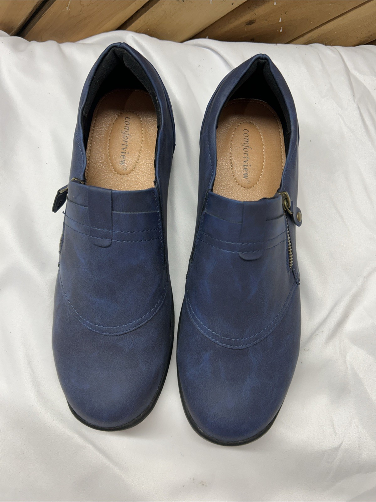 Comfortview Women’s Size 12M Color Blue Faux Leather Used Good Condition