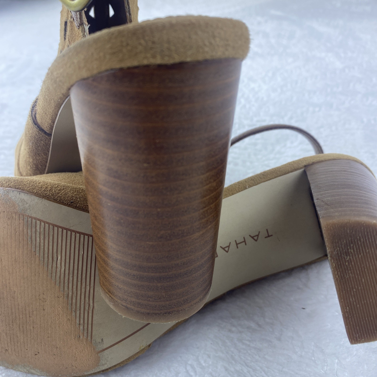 Tahari Marvel Sandals Size 6.5 Maple Brown Block Heel Suede Cutout Sling Back