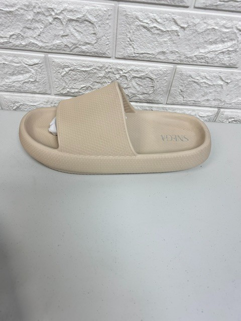 Women’s Snega Beige Foam Slides US 10 / UK 8