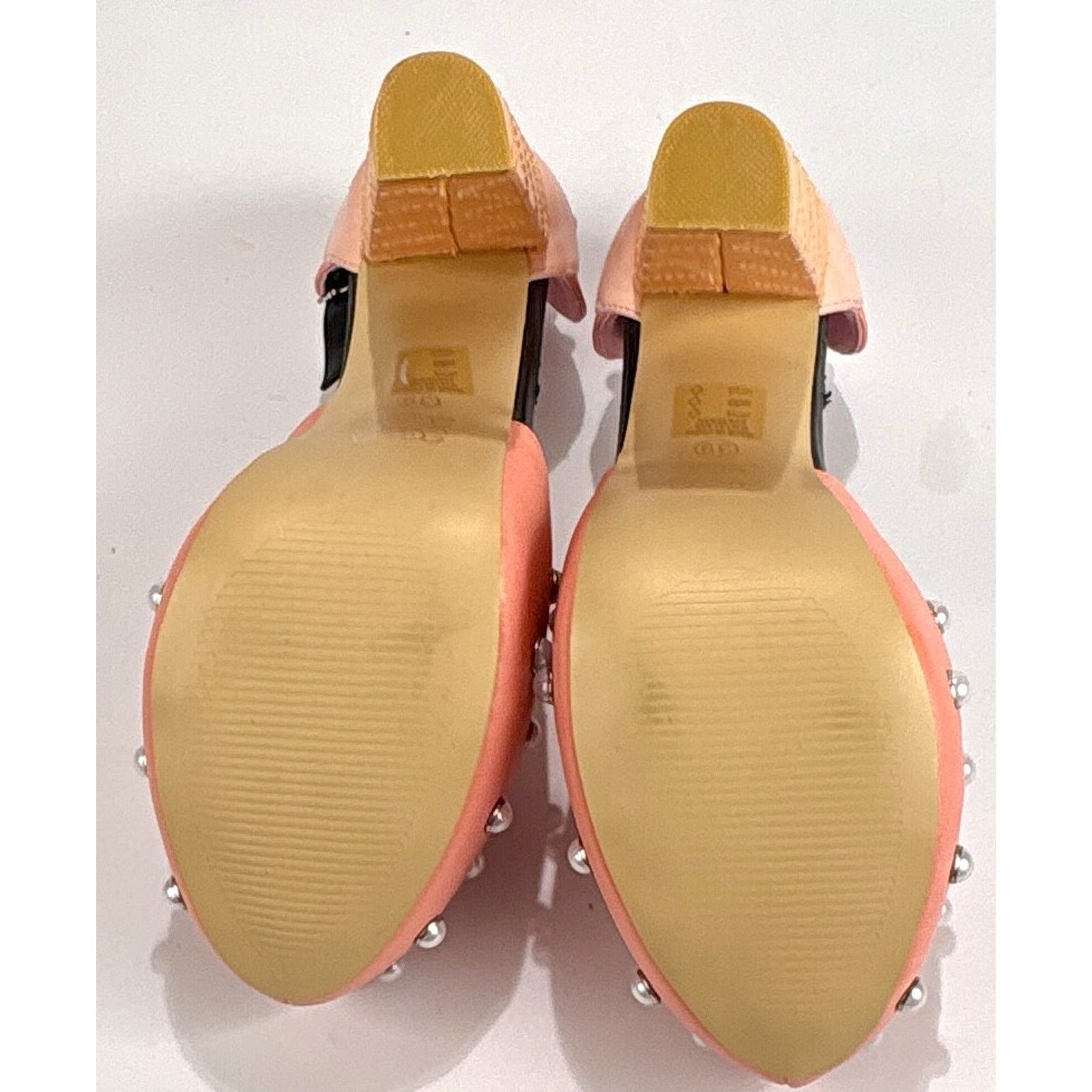 IRON FIST Pink Pearl Studded Platform Heels Womens US 8 ICE CREAM High Heel Shoe