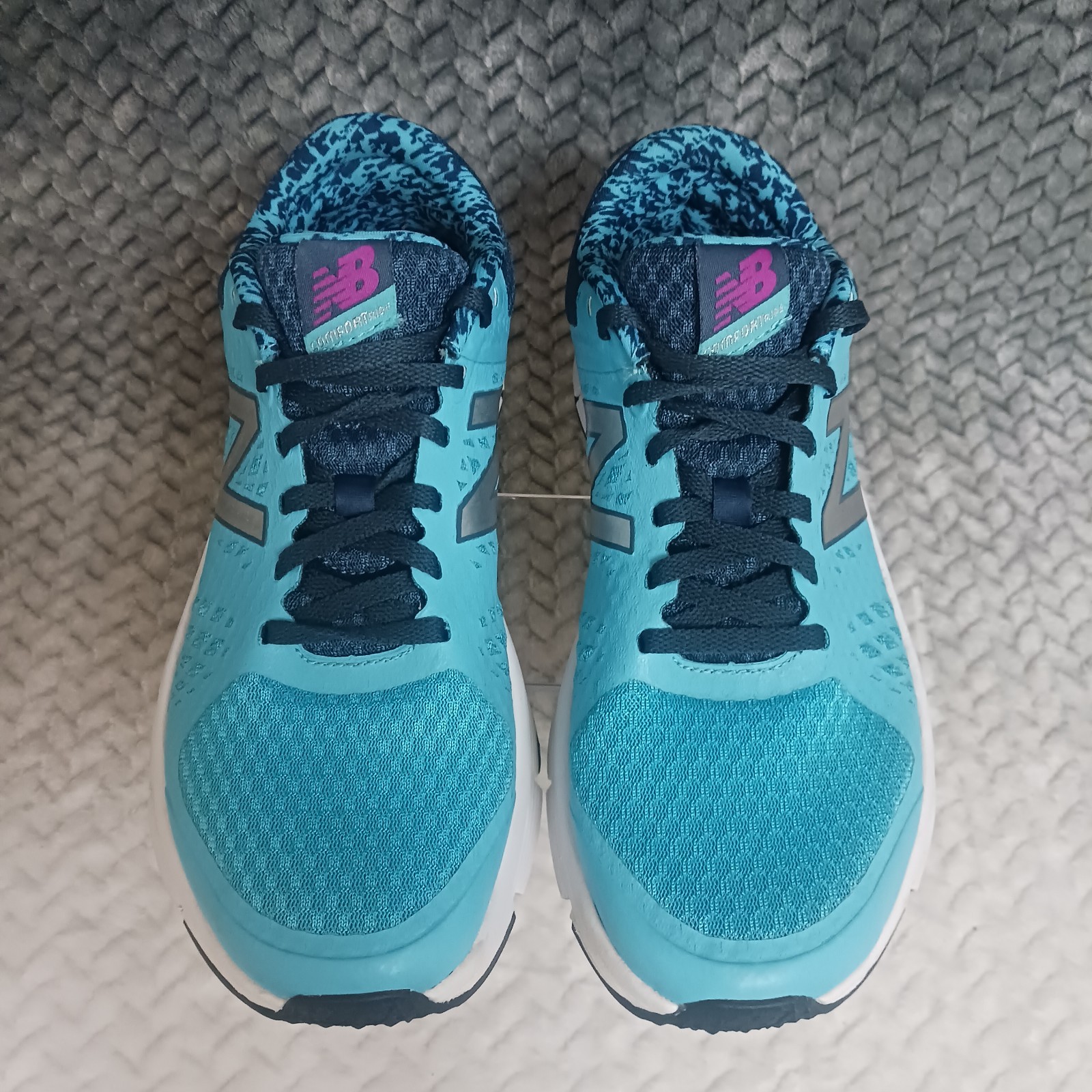 New Balance 771 V2 Women’s Running Sneakers Shoes Aqua Blue Size 8.5