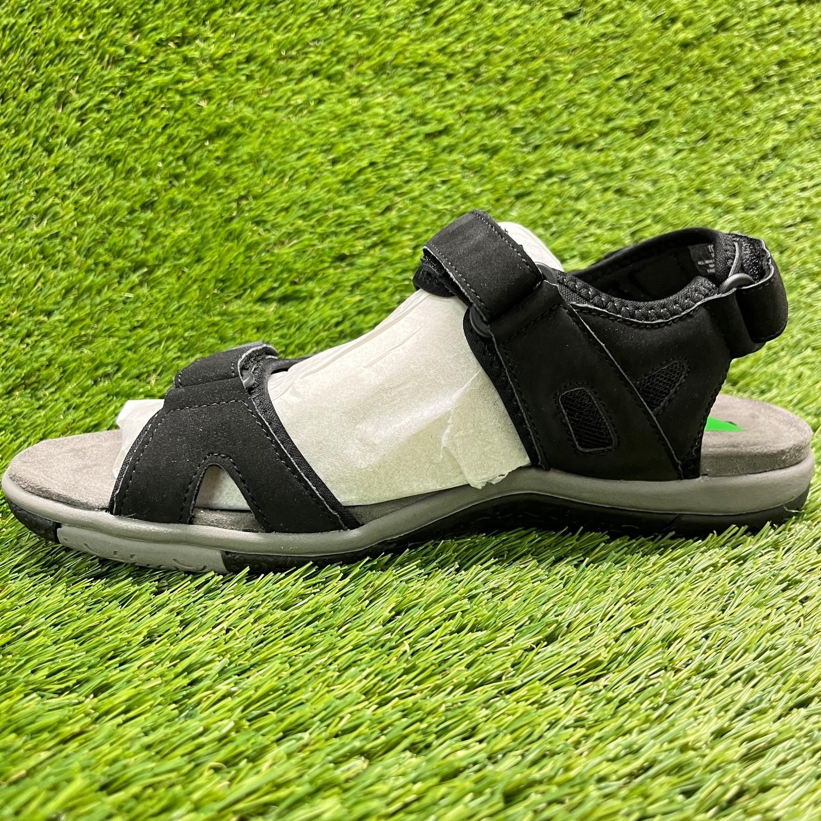 Cushionaire Pace Womens Size 10 Black Beach Outdoor Casual Walking Sandals Shoes
