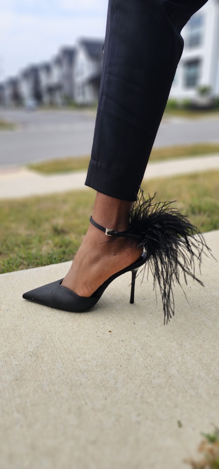ZARA Women’s Black Pointed Toe Stiletto Pumps Feather Trim Ankle Strap-Tested