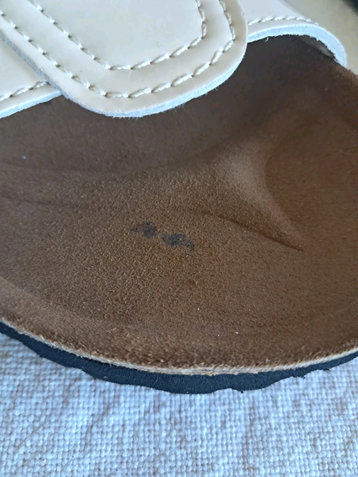 Bertula By Birkenstock- Beige w/Gem Accent- Sz 11