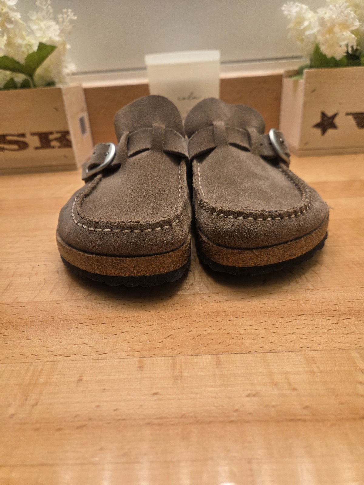 Birkenstock Buckley Suede Clogs Neutral Taupe Women’s Size EU 38