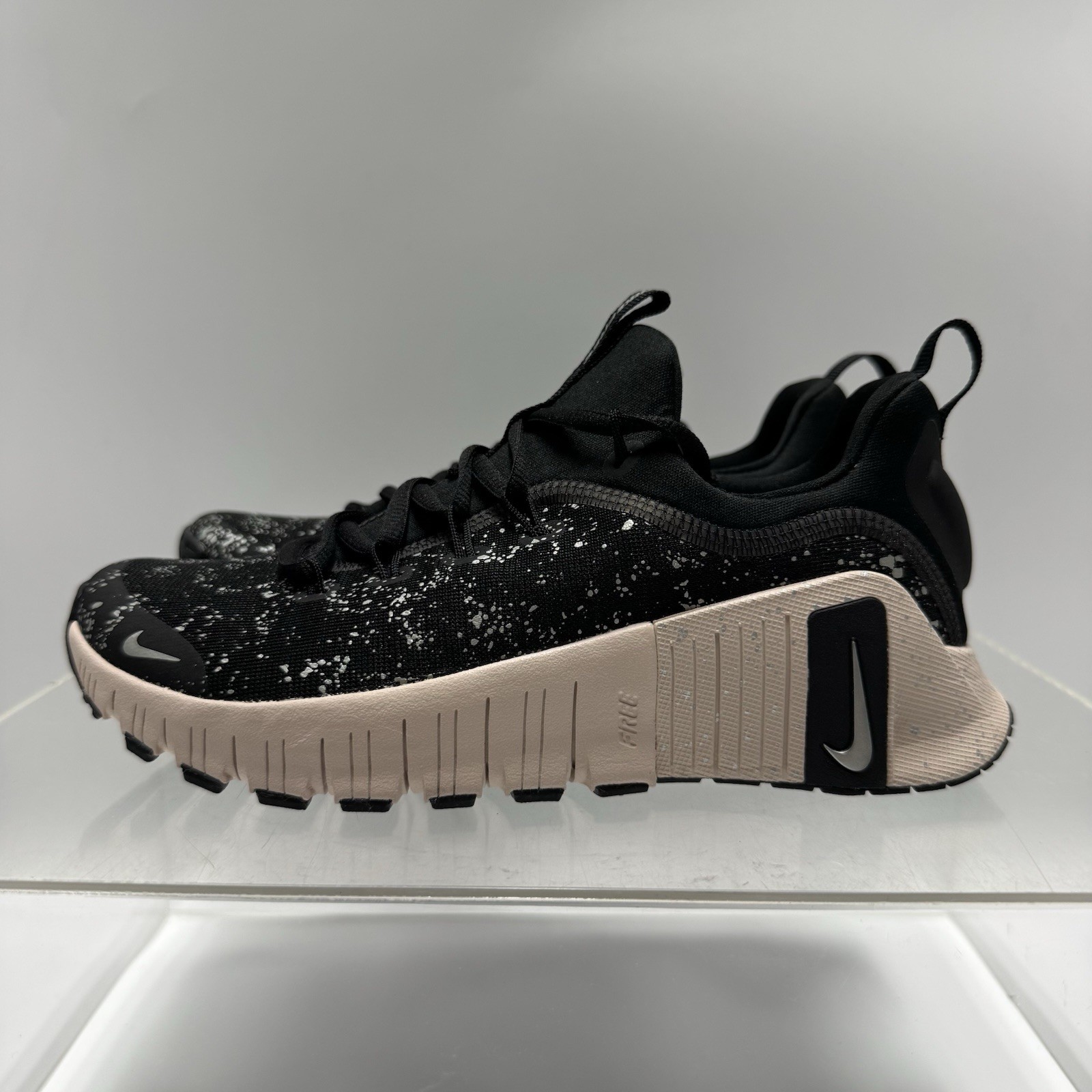 Brand New Nike Free Metcon 6 SE Black Metallic Silver HV2017-001 Women’s Size 6