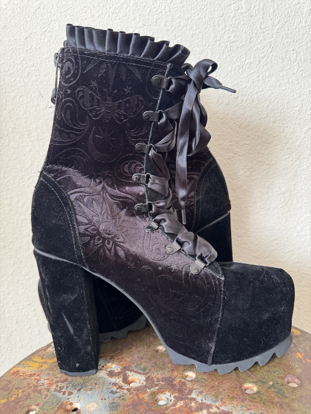 Killstar Mormaer Black Chunky Platform Velvet Boots size 11