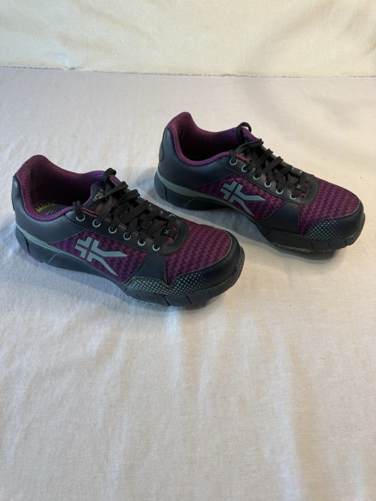 Kuru Quantum Women’s Running Shoes