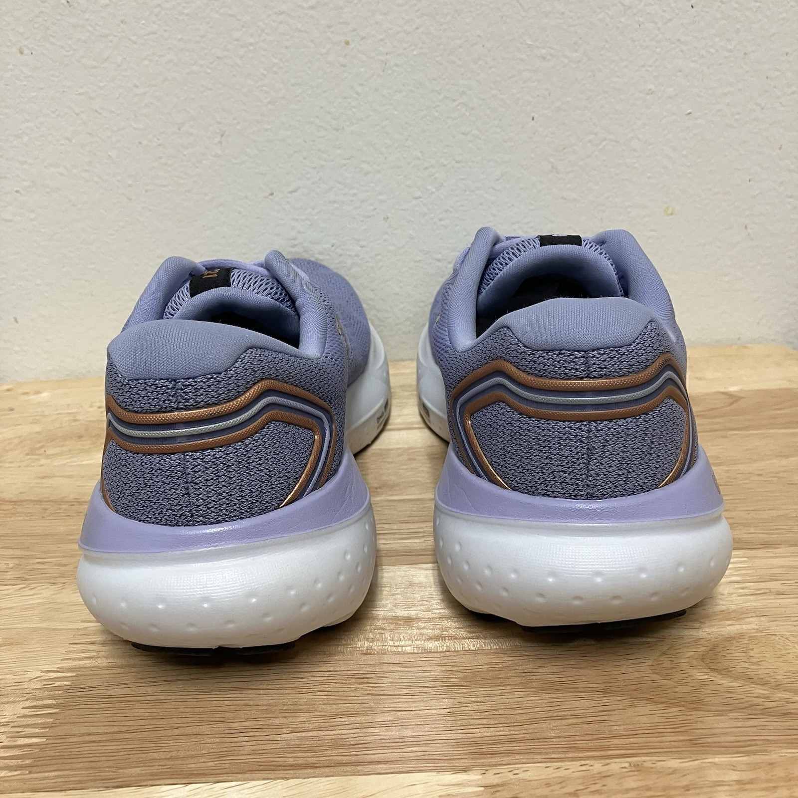 Size 10.5 Women’s Brooks Glycerin 21 Lavender/Black/Copper 1204081B544