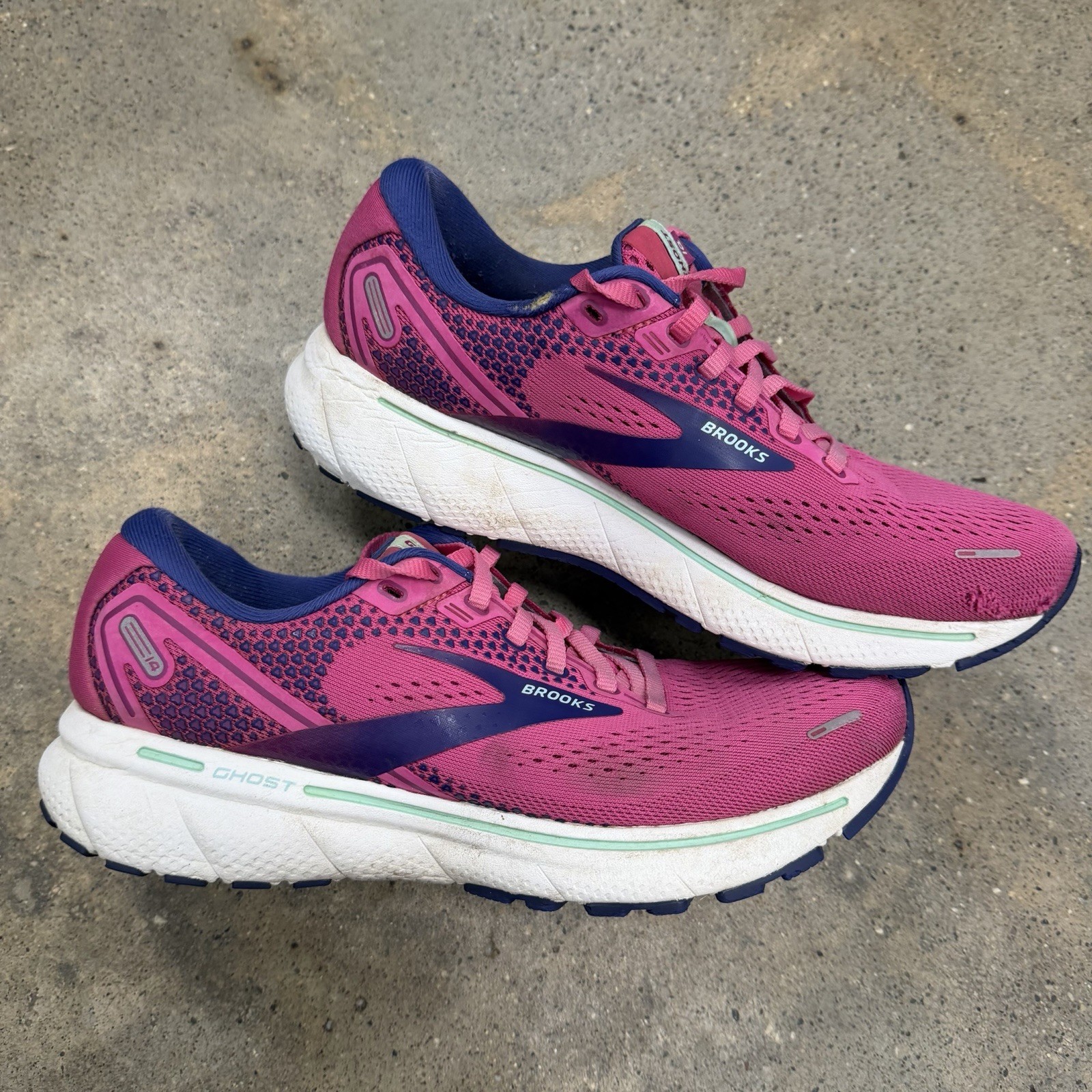 Brooks Womens Ghost 14 1203561B612 Pink Running Shoes Size 8 B *DISTRESSED*