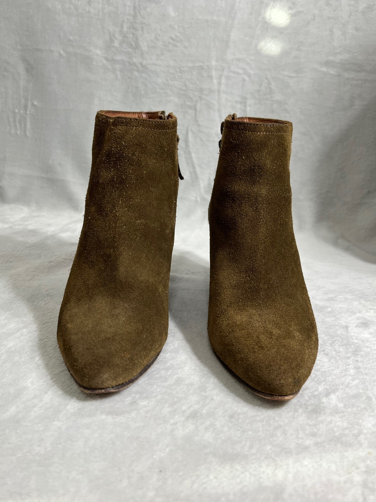 Ariat Two24 Moss Green Suede Ankle Boots Western Heel Women’s 8B Made Mexico