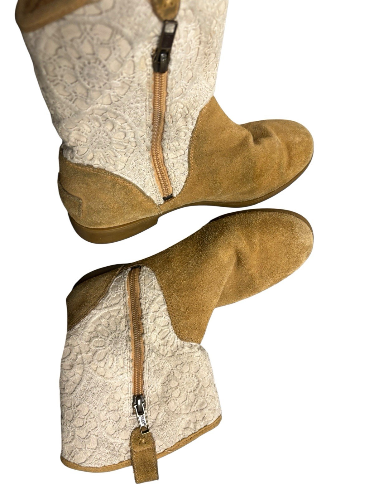 UGG Dahlia Lace Suede Beige Brown Western Boots Size 5