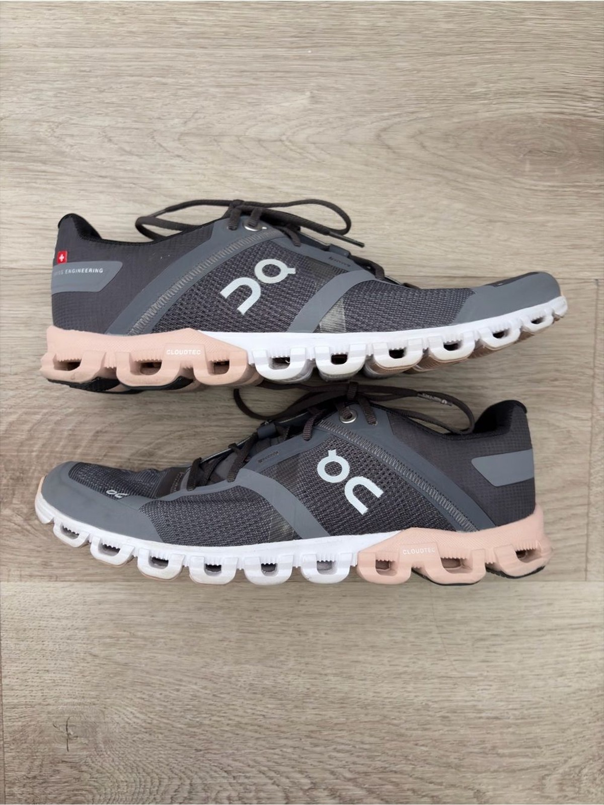 On Running Cloud Flyer Running Shoes Women’s size 7.5