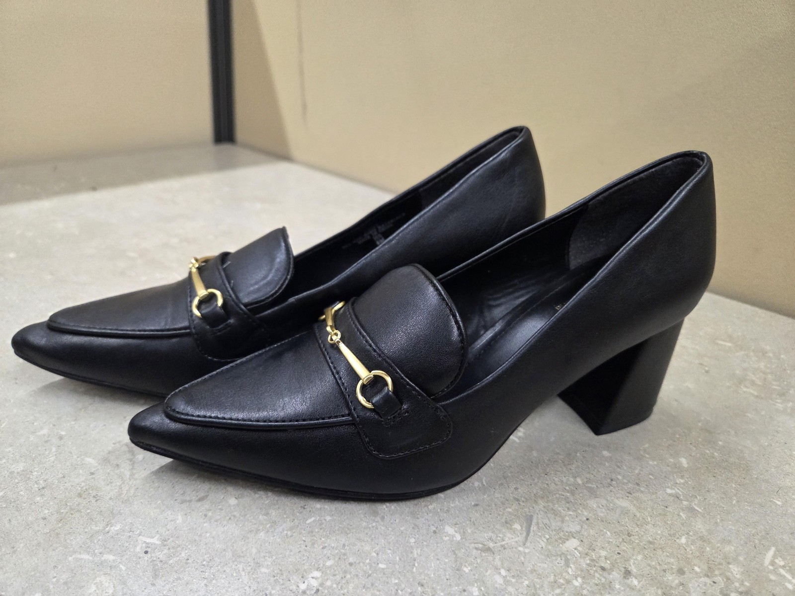 Charles by Charles David Shoes Womens Size 8M Black Amity Loafer Heels Gold Bit