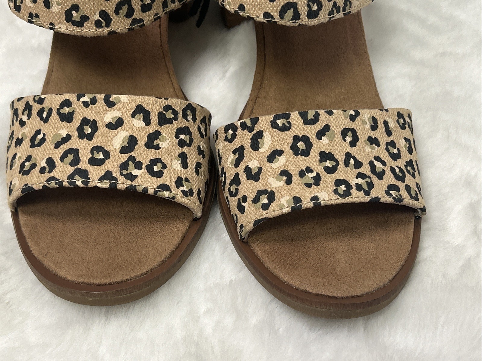 Women’s TOMS Majorca Tan Natural Leopard Print Block Heel Sandals Zip Sz 8.5