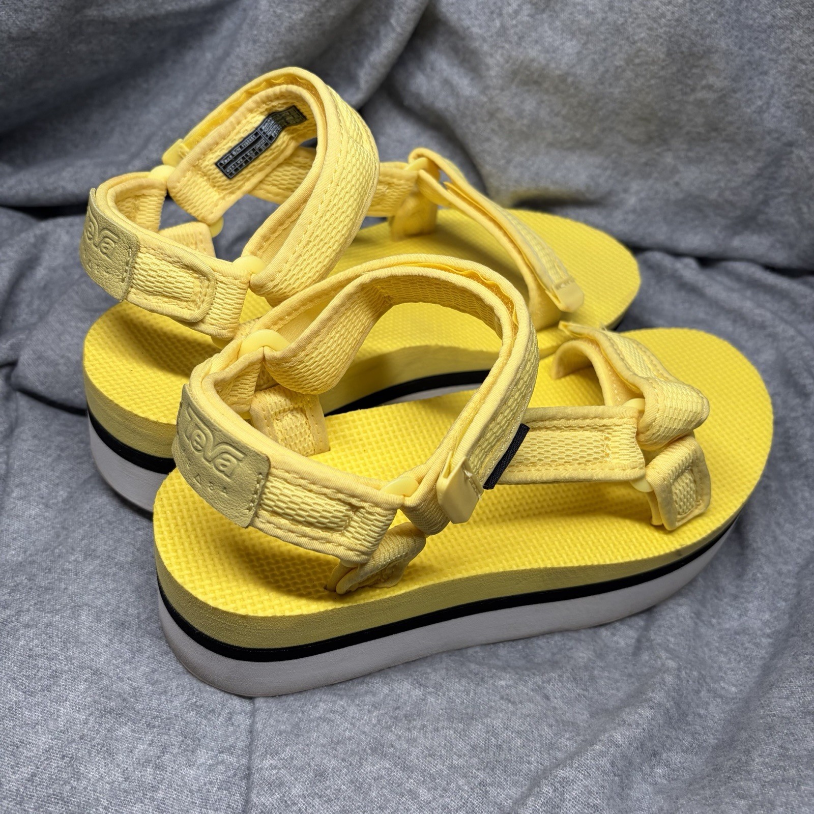 TEVA FLATFORM UNIVERSAL MESH PRINT LIMELIGHT PLATFORM SANDAL US 6 EU 37