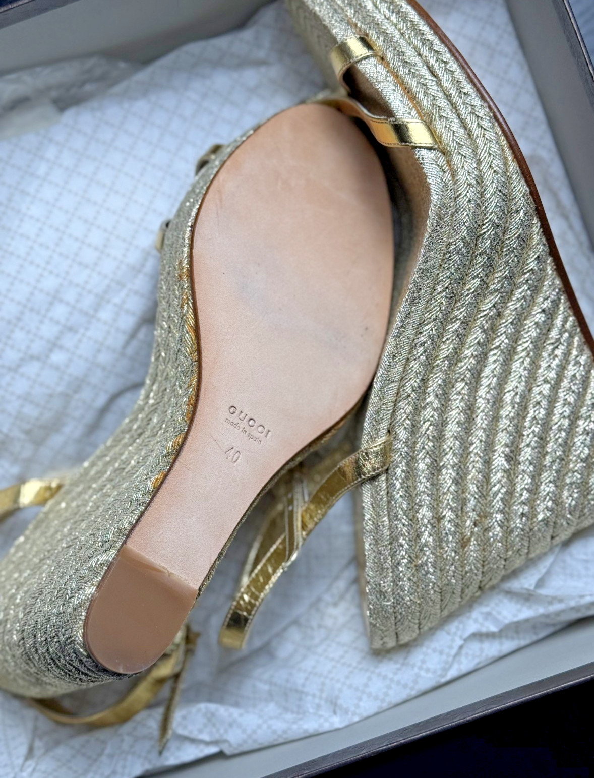 Gucci Lia Raffia Wedge Espadrille Sandals Gold Womens 40 Made in Spain-Pre Owned