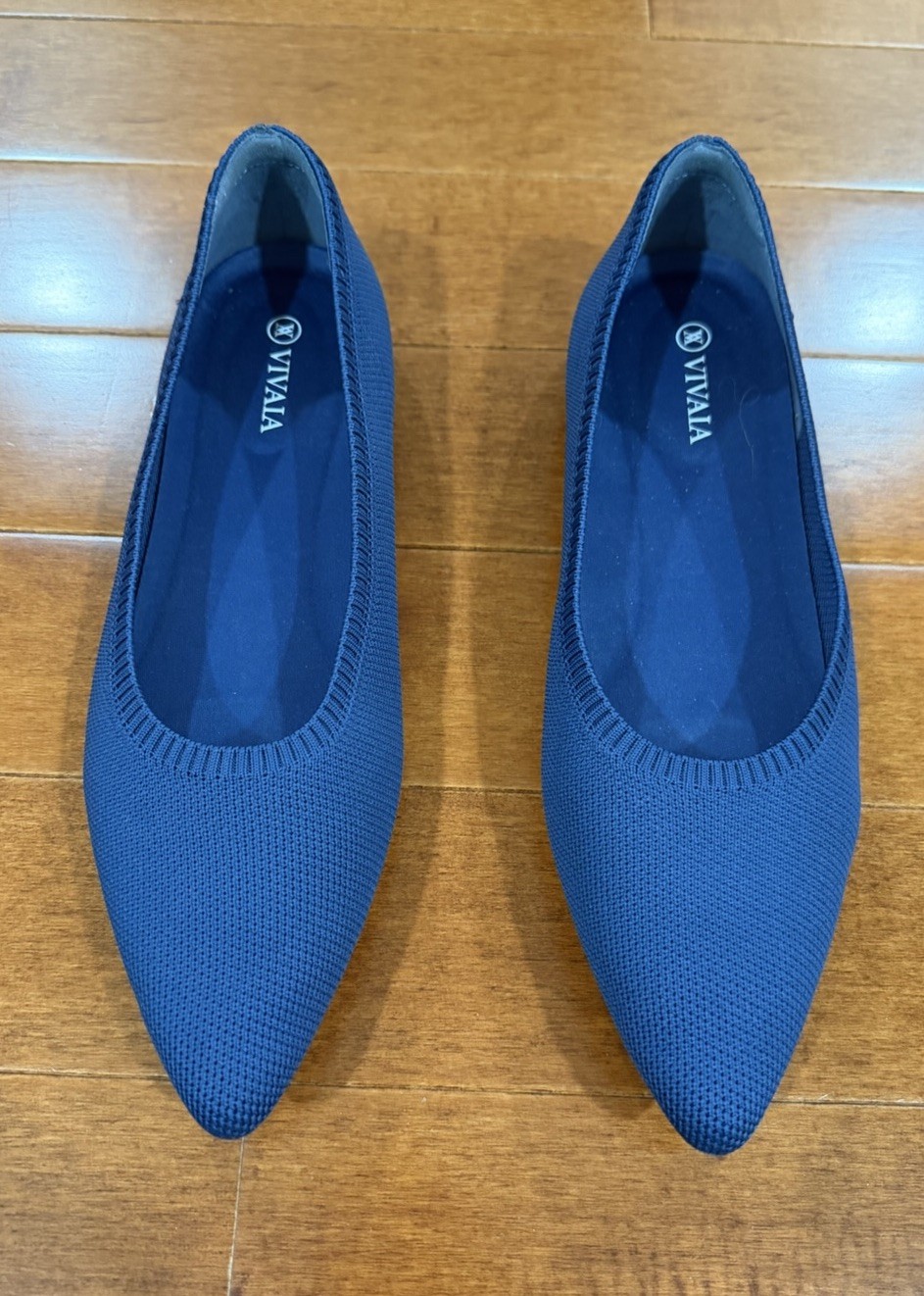 Vivaia Aria 5° Navy Slip On Pointed Toe Ballet Flats Shoes Sz. 41 (9.5)