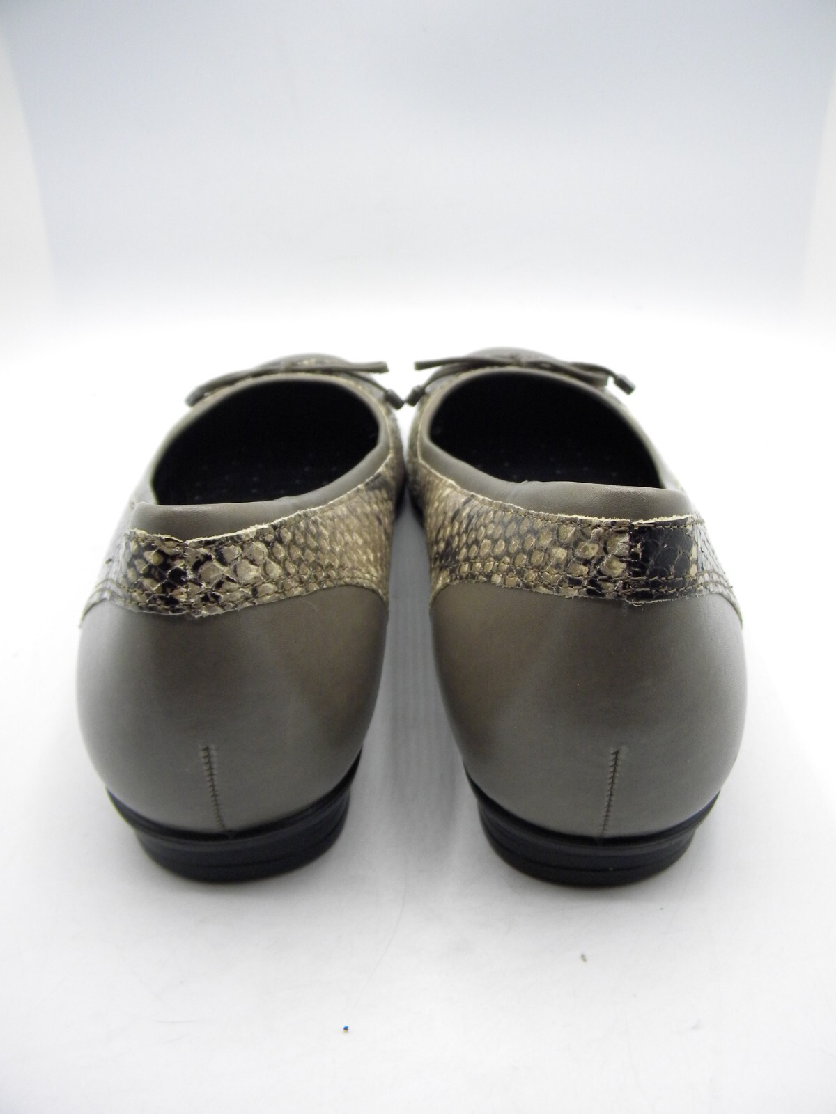 ECCO Touch Ballerina Snake Print Leather & Sage Cap Toe Ballet Flat Sz 39 NEW