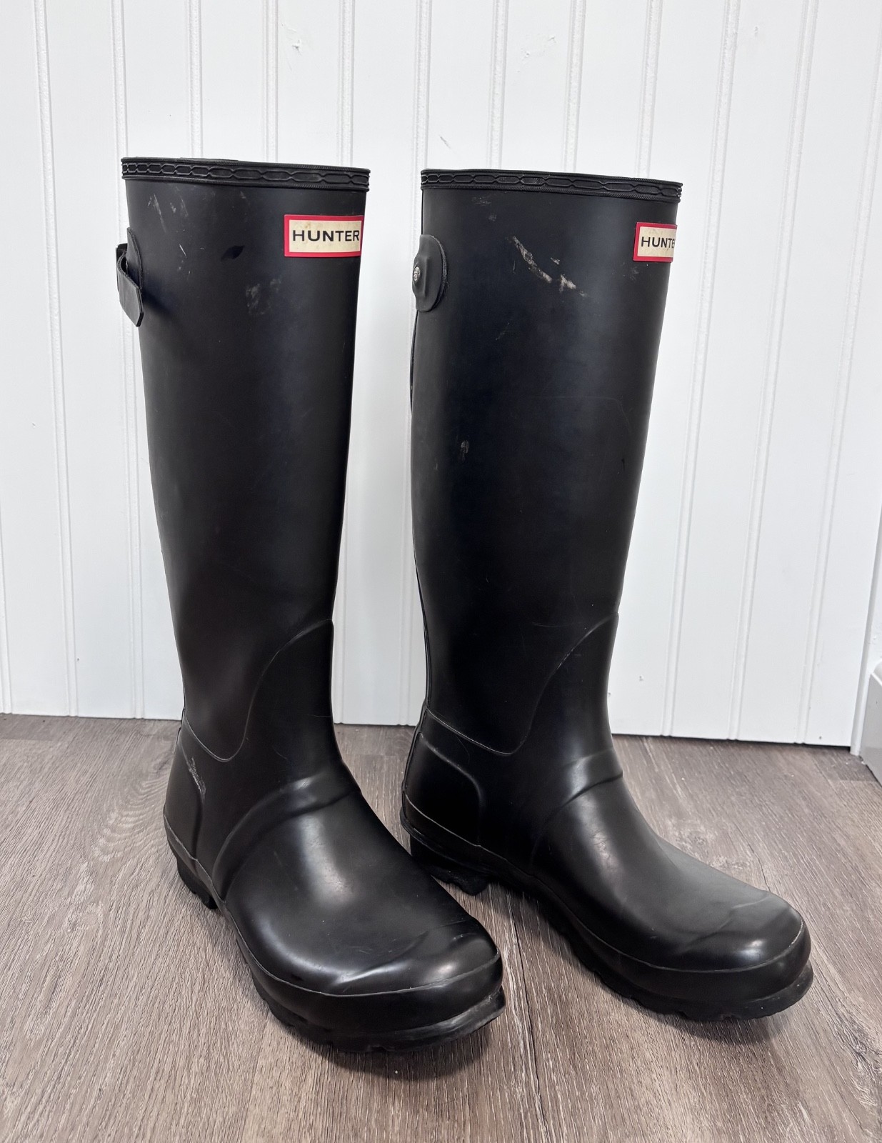Hunter Women’s Tall Waterproof Pull On Rain Boots (Matte Black, Size 7)