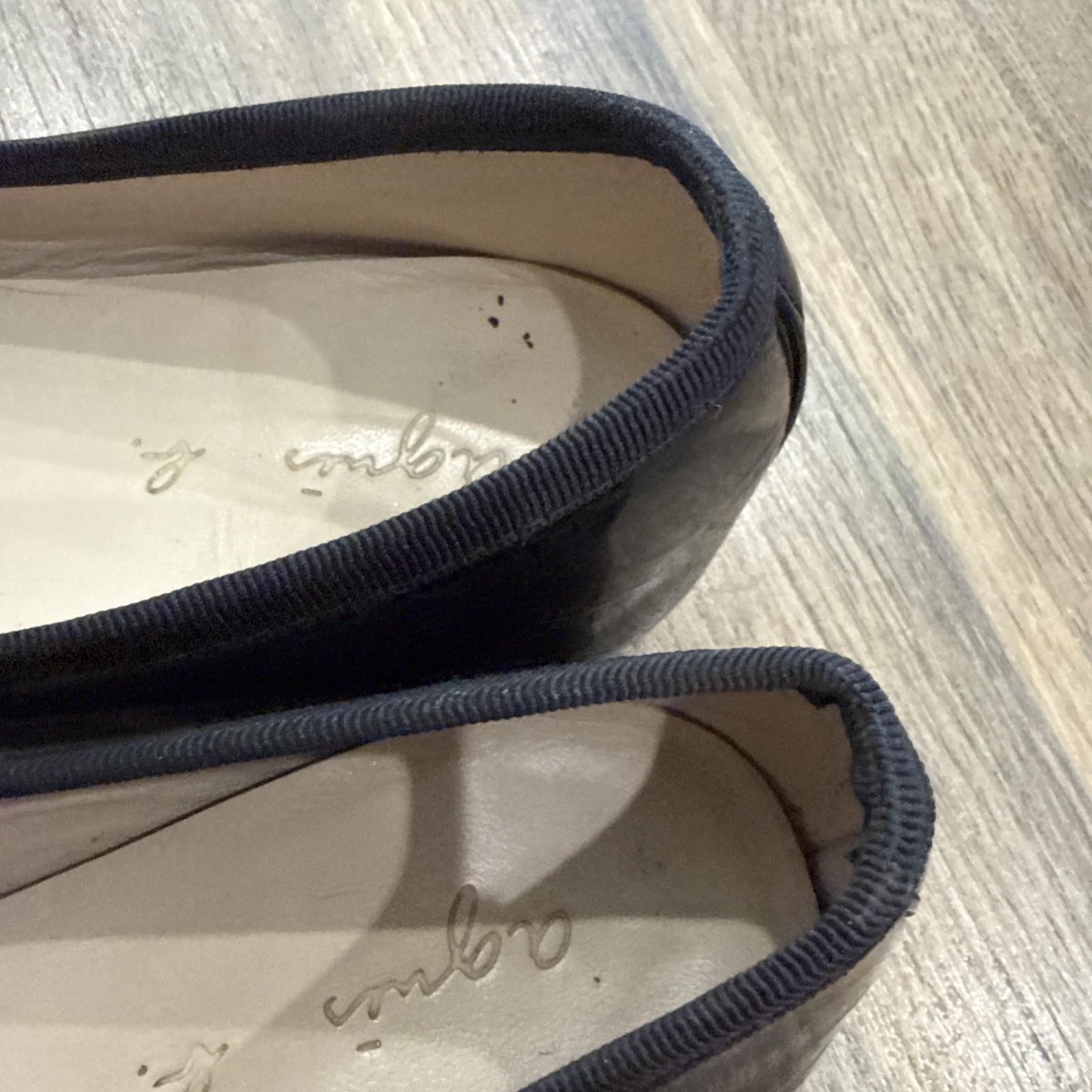Agnes B. BALLET FLATS-BLACK COLOR-PATENT SHINY LEATHER-FRONT BOW-SZ 40-USED