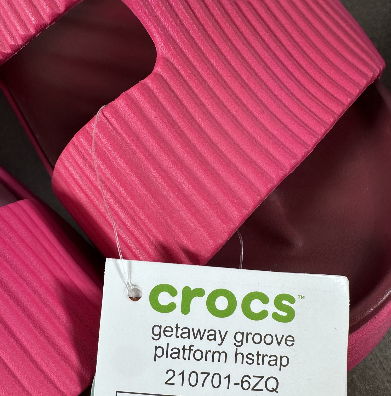 Crocs Women’s Getaway Groove Platform Sandals – Dragon Fruit Pink #210701-6ZQ