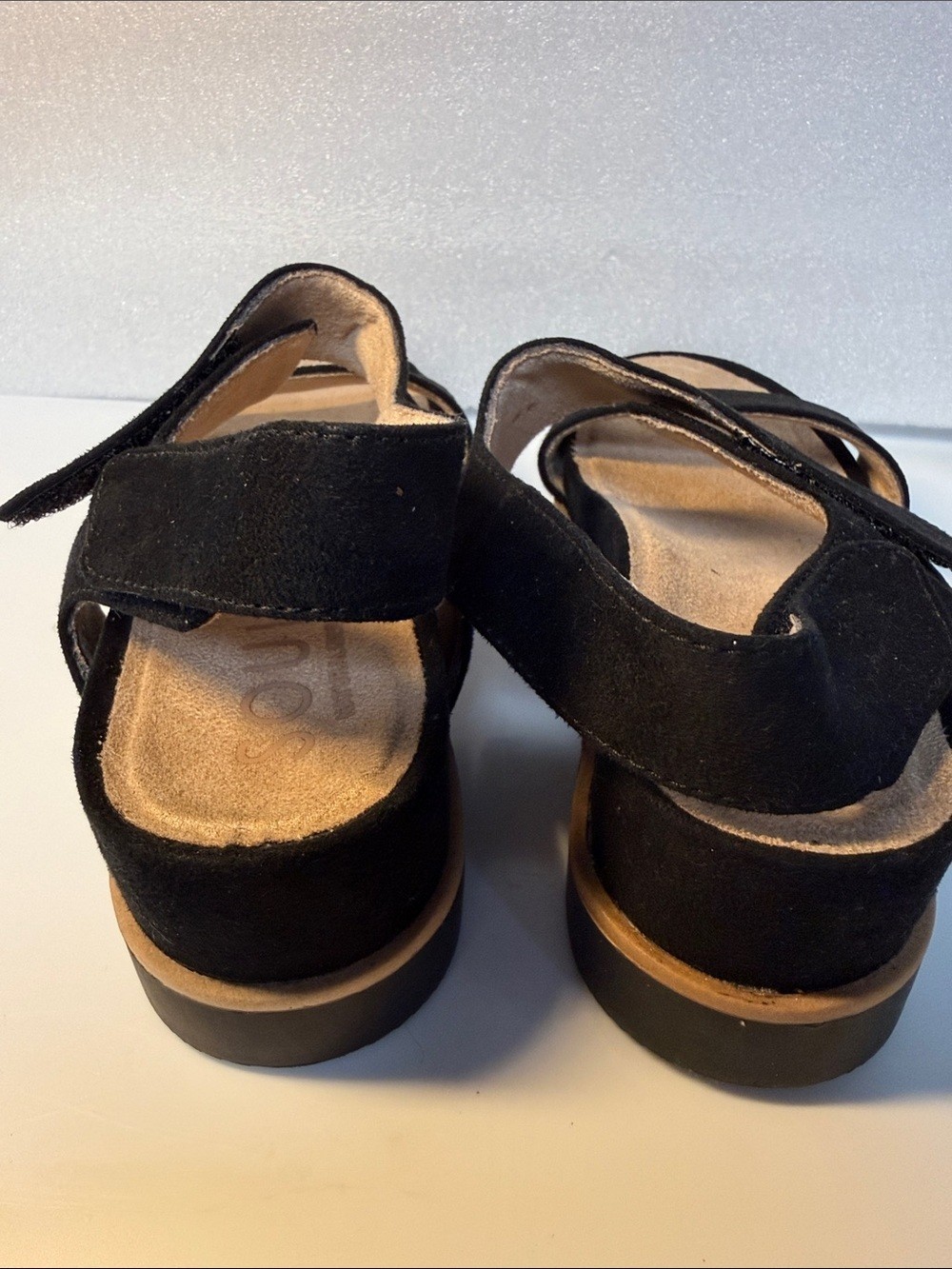 SOUL Naturalizer Black Suede Hook & Loop Comfort Platform Sandals Size 8.5