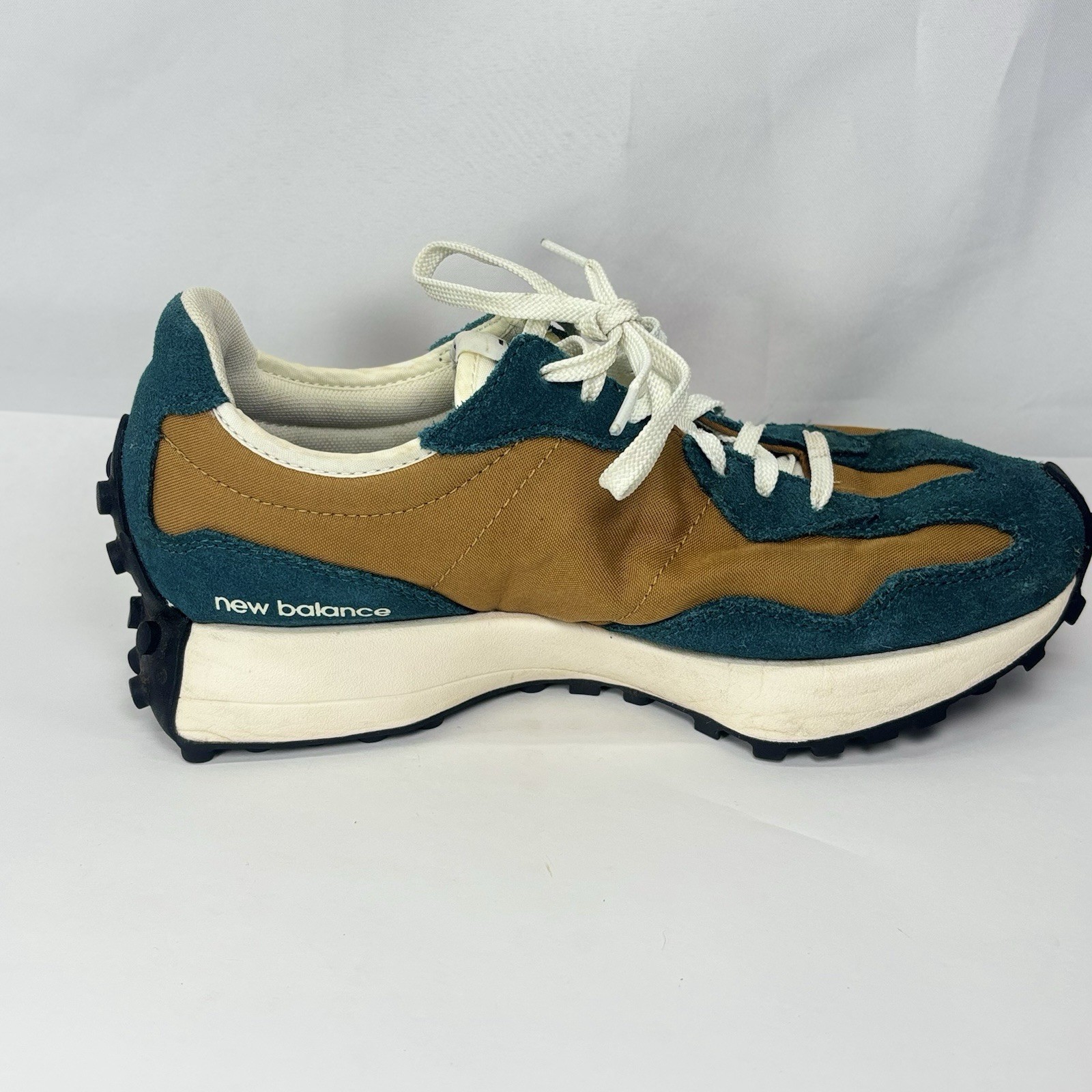 New Balance 327 Womens Sz 8 Comfort Lifestyle Sneaker Mountain Teal Workwear