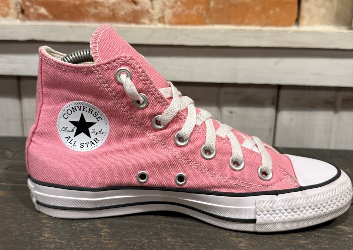 Converse All Star High Top Chuck Taylor Womens 6 Mens 4 Pink Sneakers A05590F