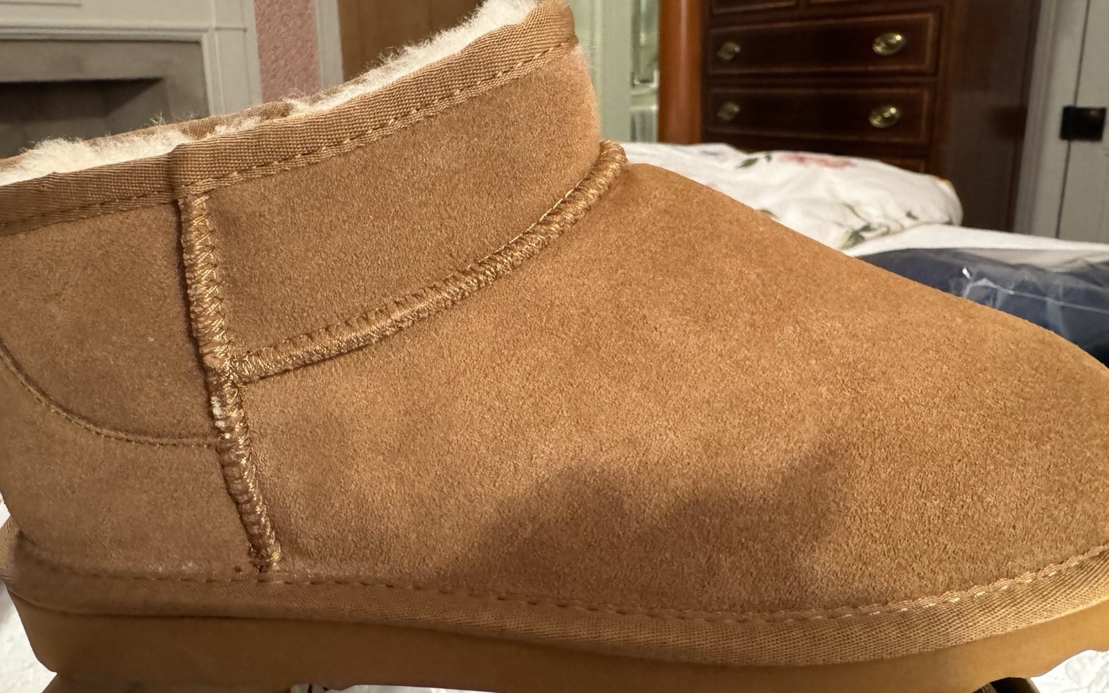 NWT Quince Australian Shearling Mini Boot Suede Water Repellent Pull Tab Sz 9