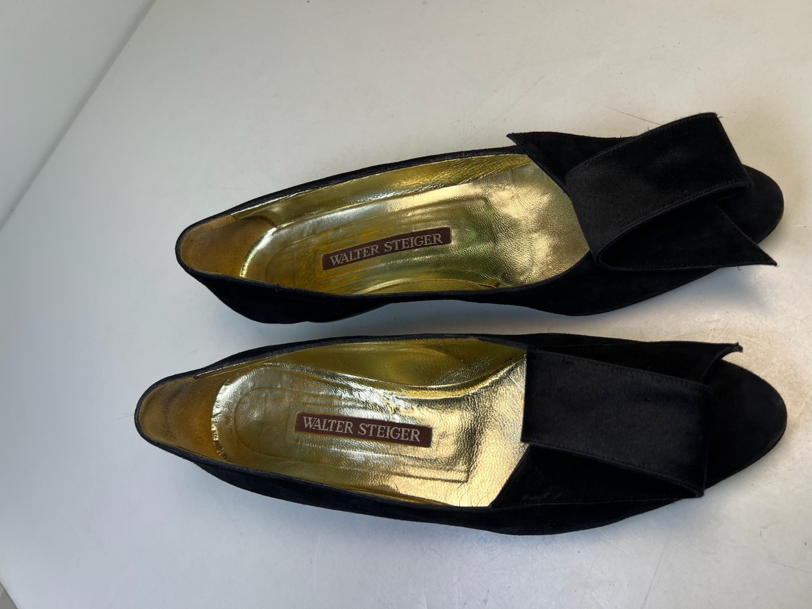 Walter Steiger STAMPA Black Suede Low Heel Dress Pumps Size 8.5 B