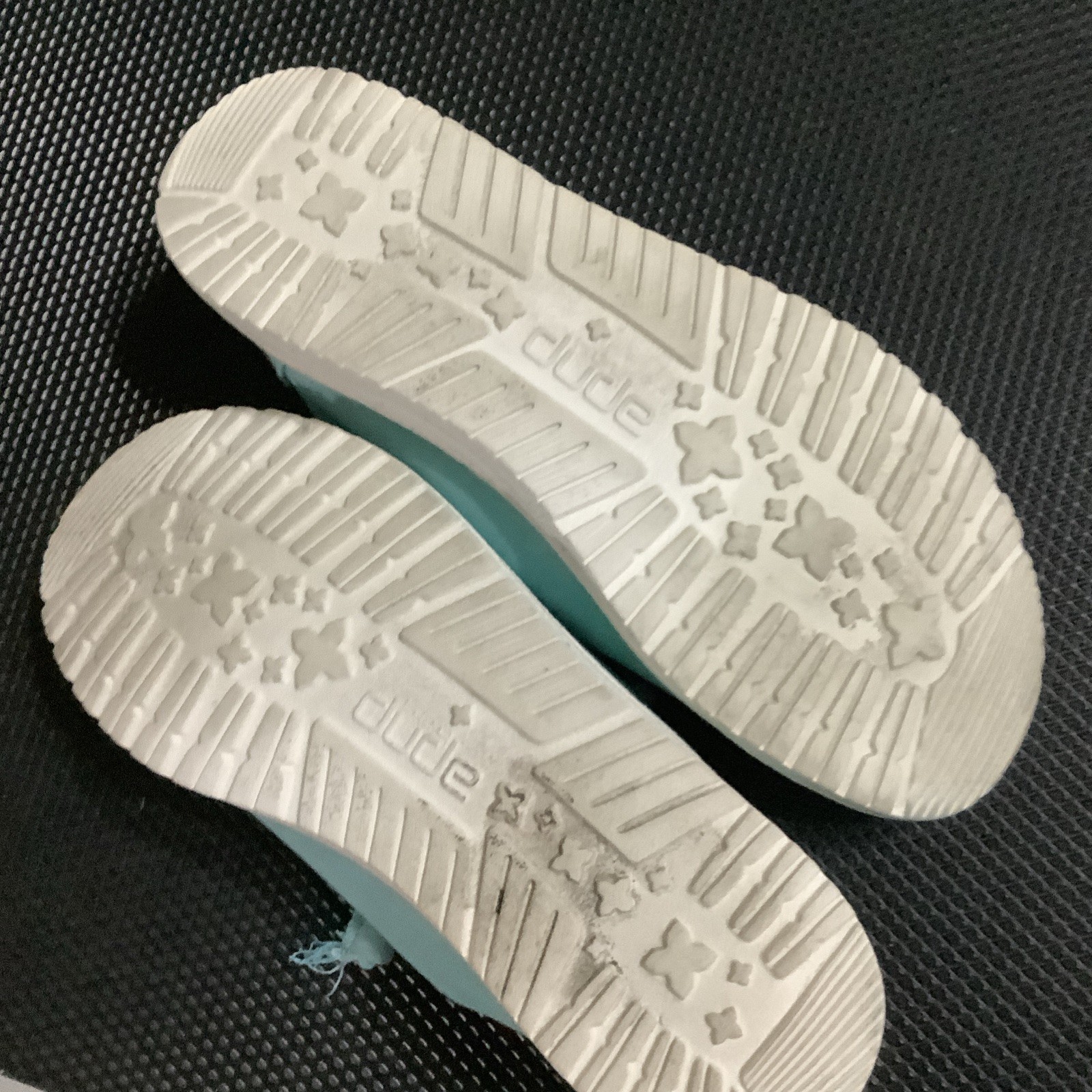 Hey Dude Wendy Size 7 Slip On Turquoise Aqua Comfort Shoes