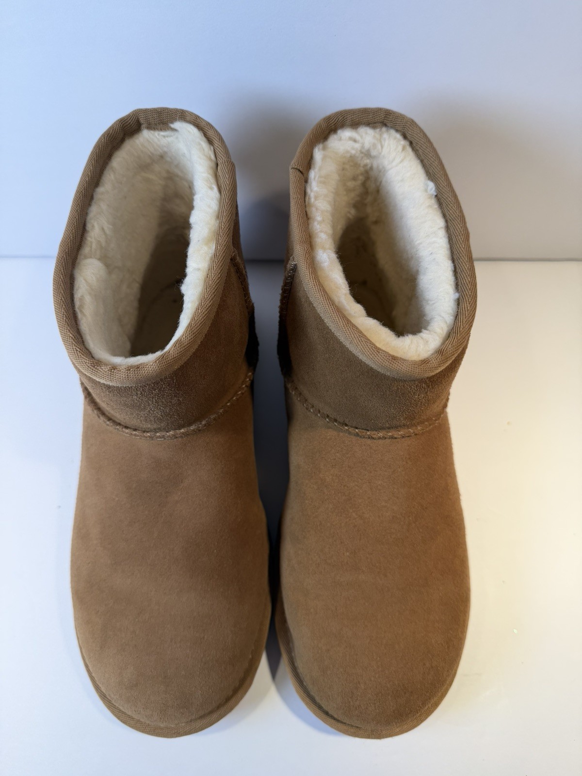 UGG Essential Mini Boot 1115030 Chestnut 38 Size 7 New (other) see description