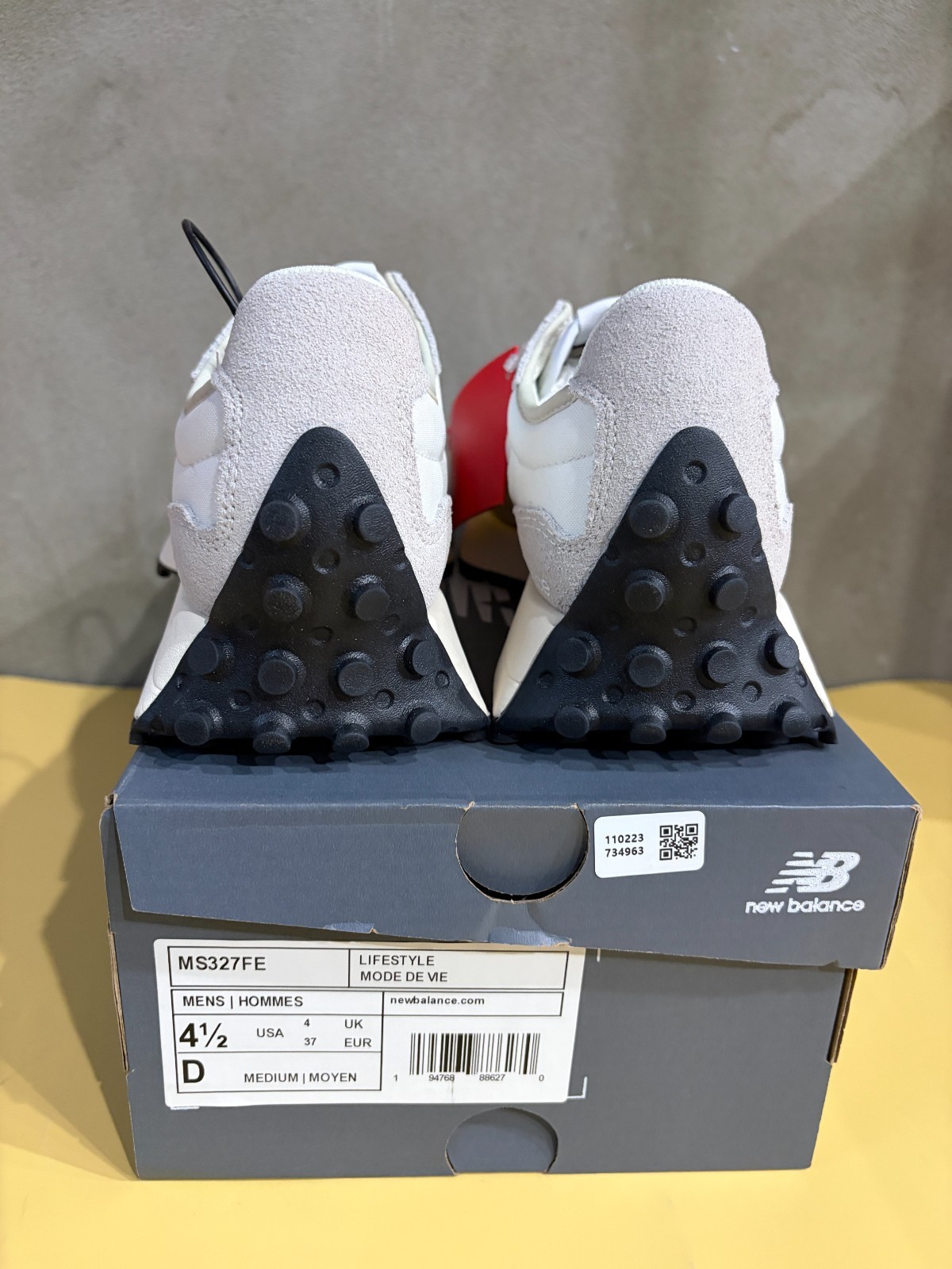New Balance 327 Lifestyle Women’s Casual Sneaker Sports [EU:36/37] NWT MS327FE