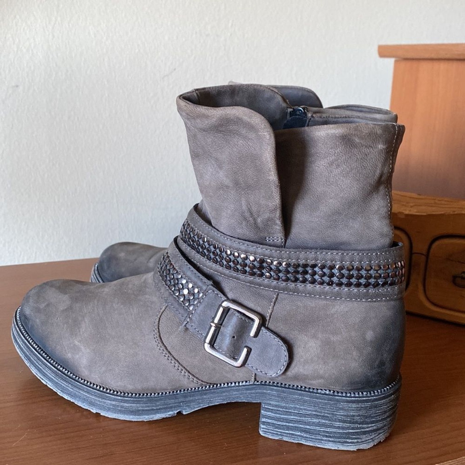 Remonte Women’s Nalani Boot 8.5 Brown incredible quality hard to find